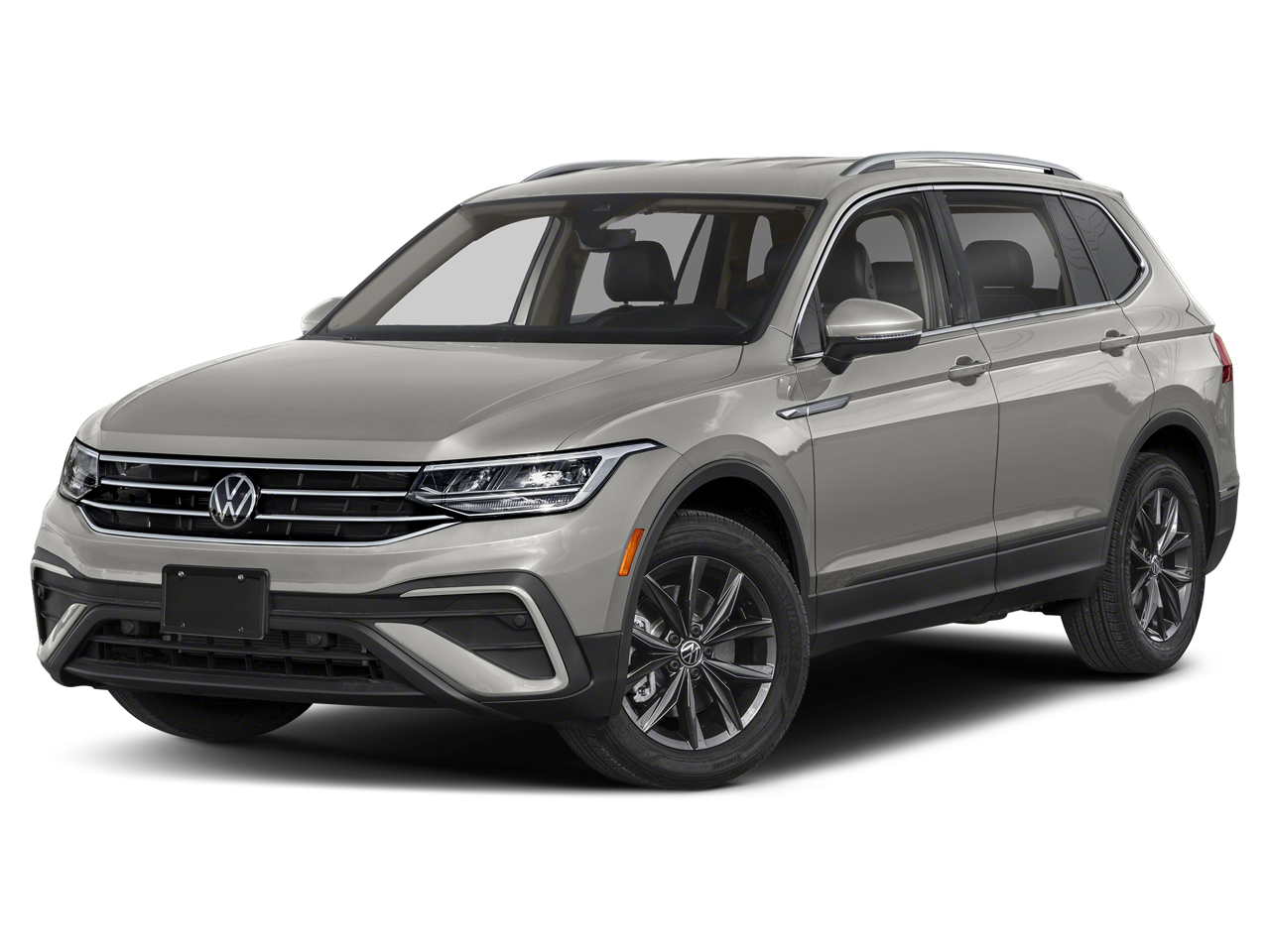 Used 2022 Volkswagen Tiguan SE with VIN 3VV2B7AX7NM111691 for sale in Maplewood, Minnesota