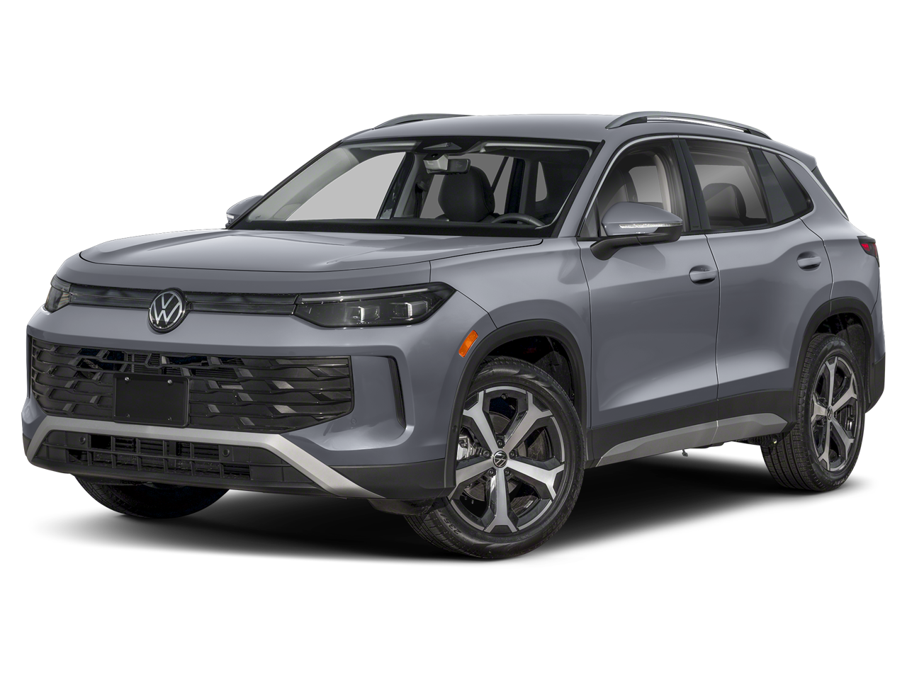 Used 2025 Volkswagen Tiguan SE with VIN 3VVMR7RM9SM030427 for sale in Maplewood, Minnesota