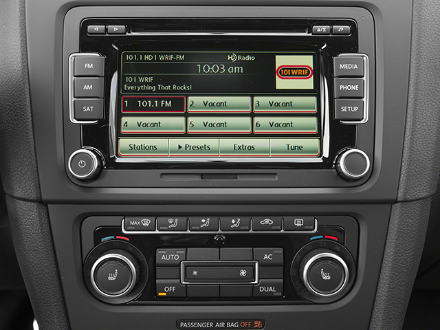 2013 Volkswagen Golf R w/Sunroof & Navi