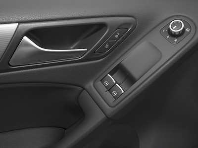 2013 Volkswagen Golf R w/Sunroof & Navi