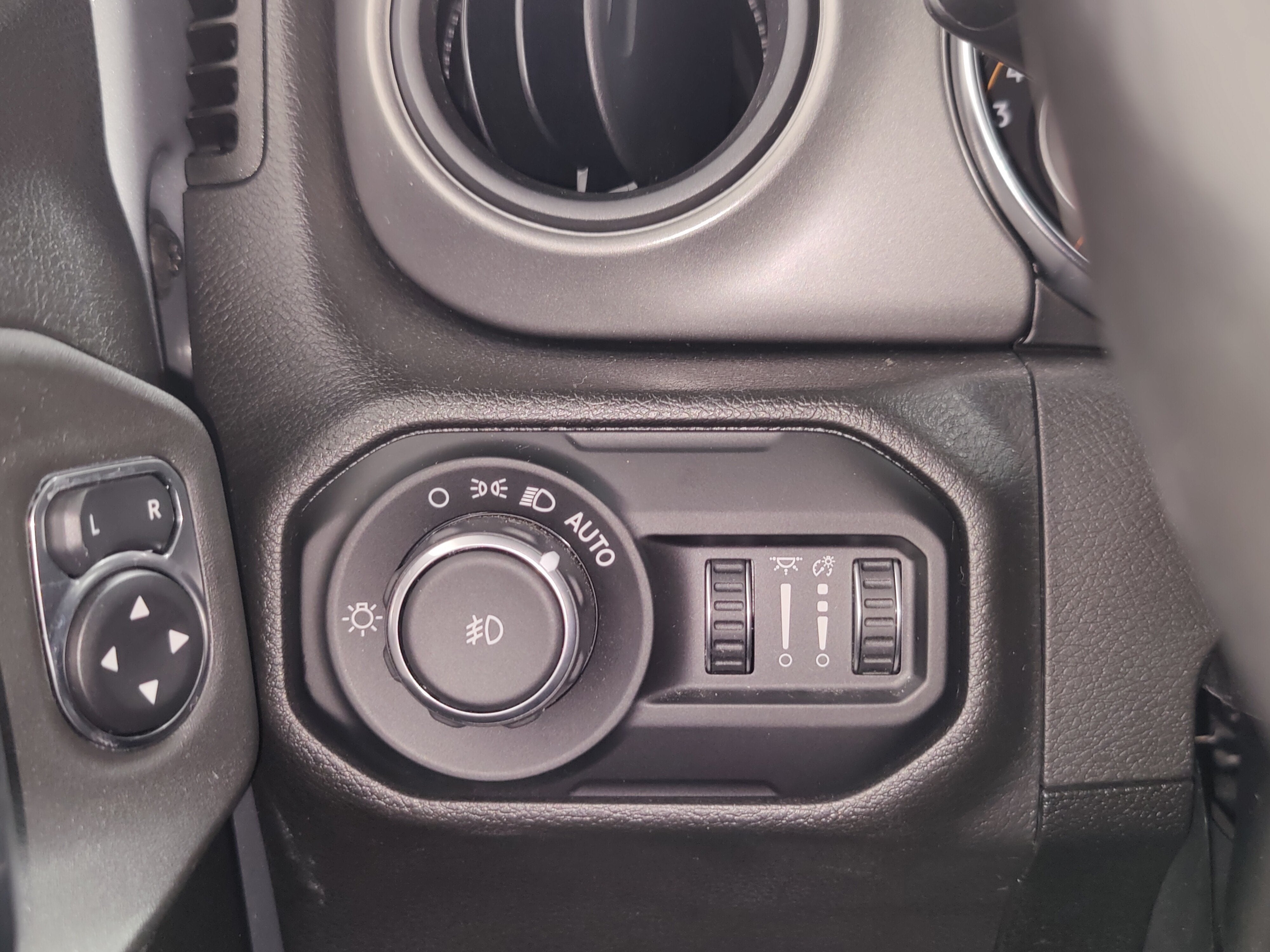 2022 Jeep Wrangler Sport S 4x4 w/ HardTop & Nav