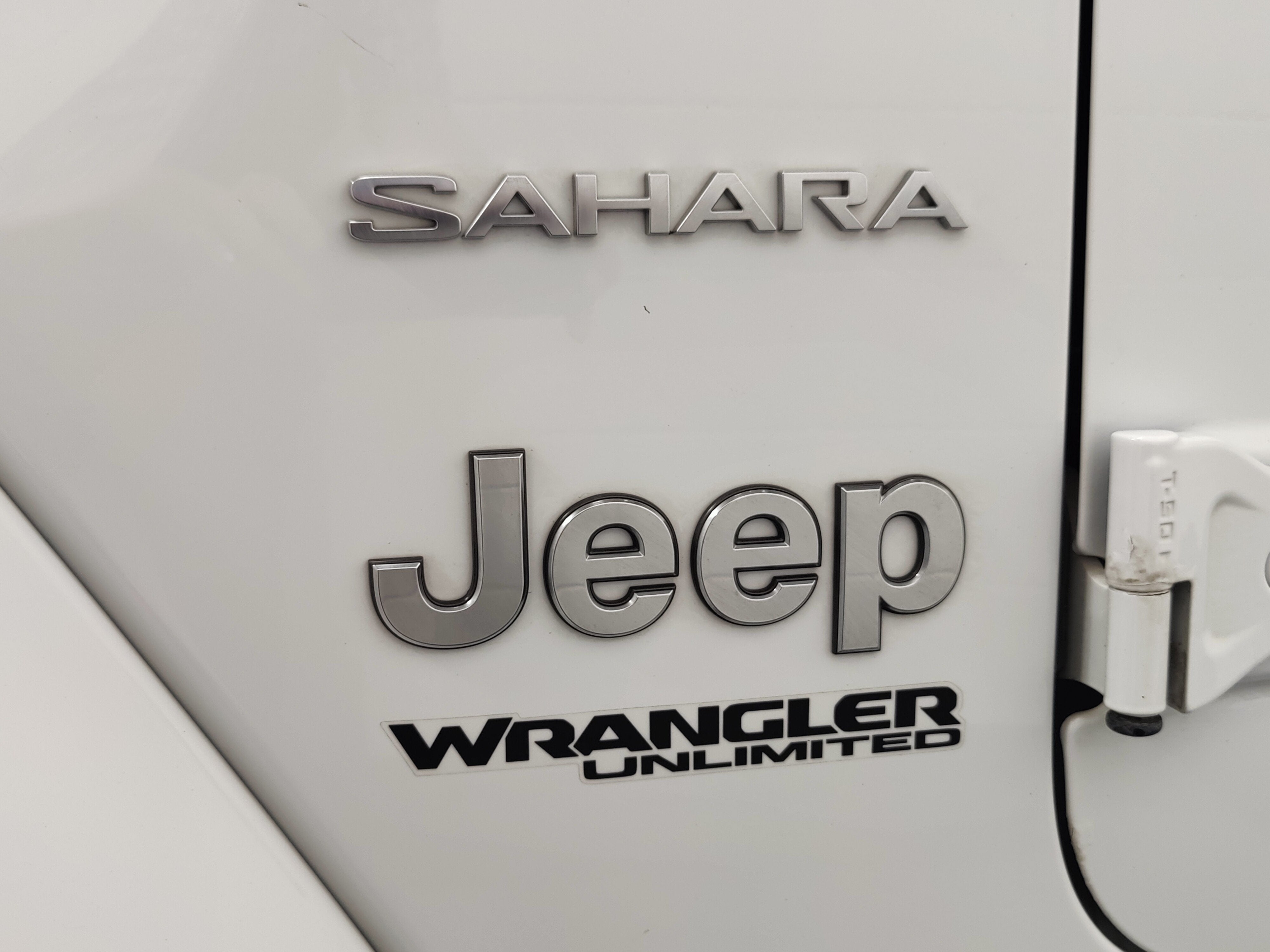 2020 Jeep Wrangler Unlimited Sahara 4X4 w/Navigation