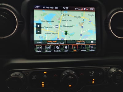 2020 Jeep Wrangler Unlimited Sahara 4X4 w/Navigation