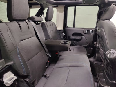 2022 Jeep Wrangler 4xe Rubicon w/Sky 1-Touch Power Top