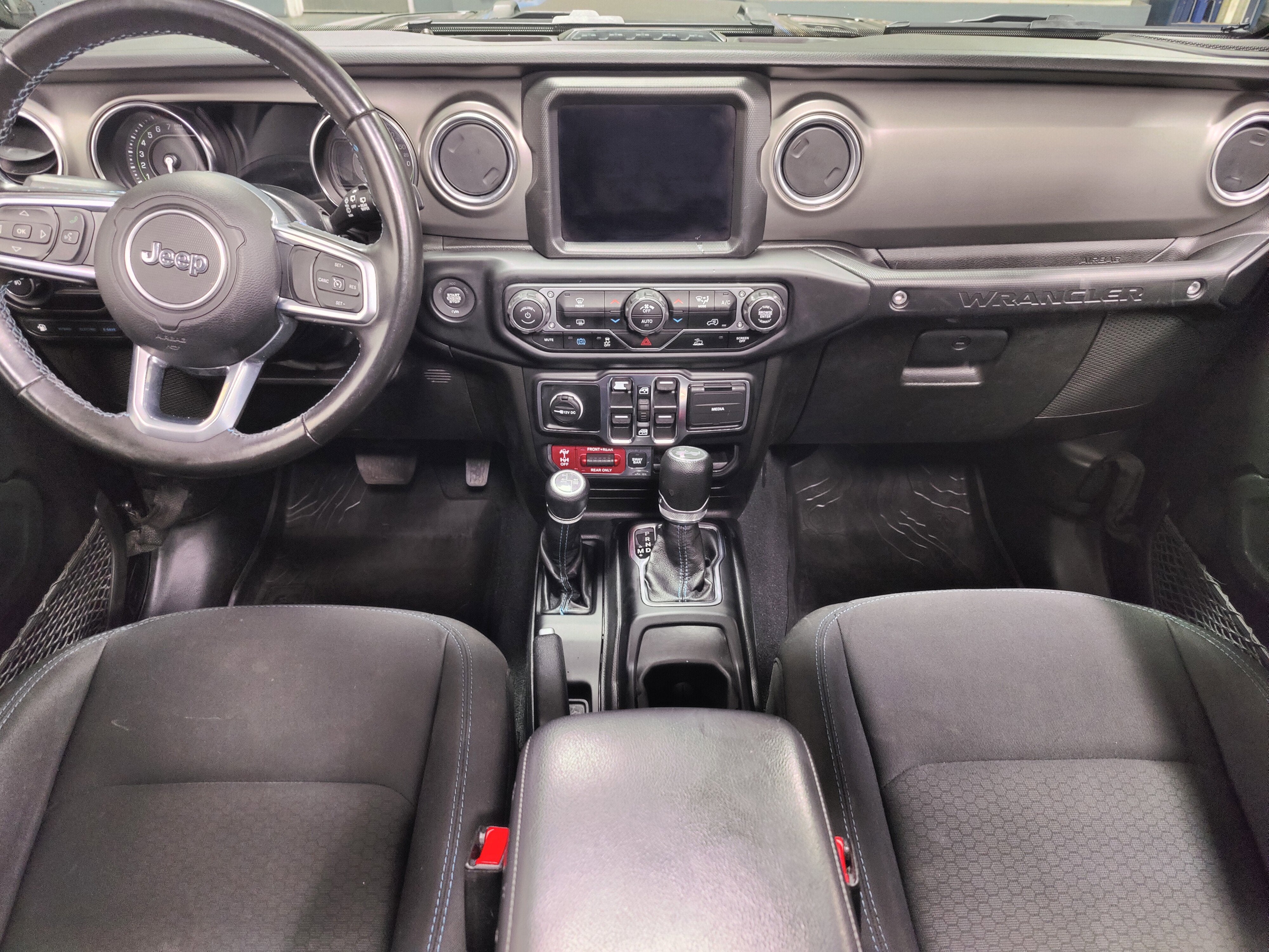 2022 Jeep Wrangler 4xe Rubicon w/Sky 1-Touch Power Top