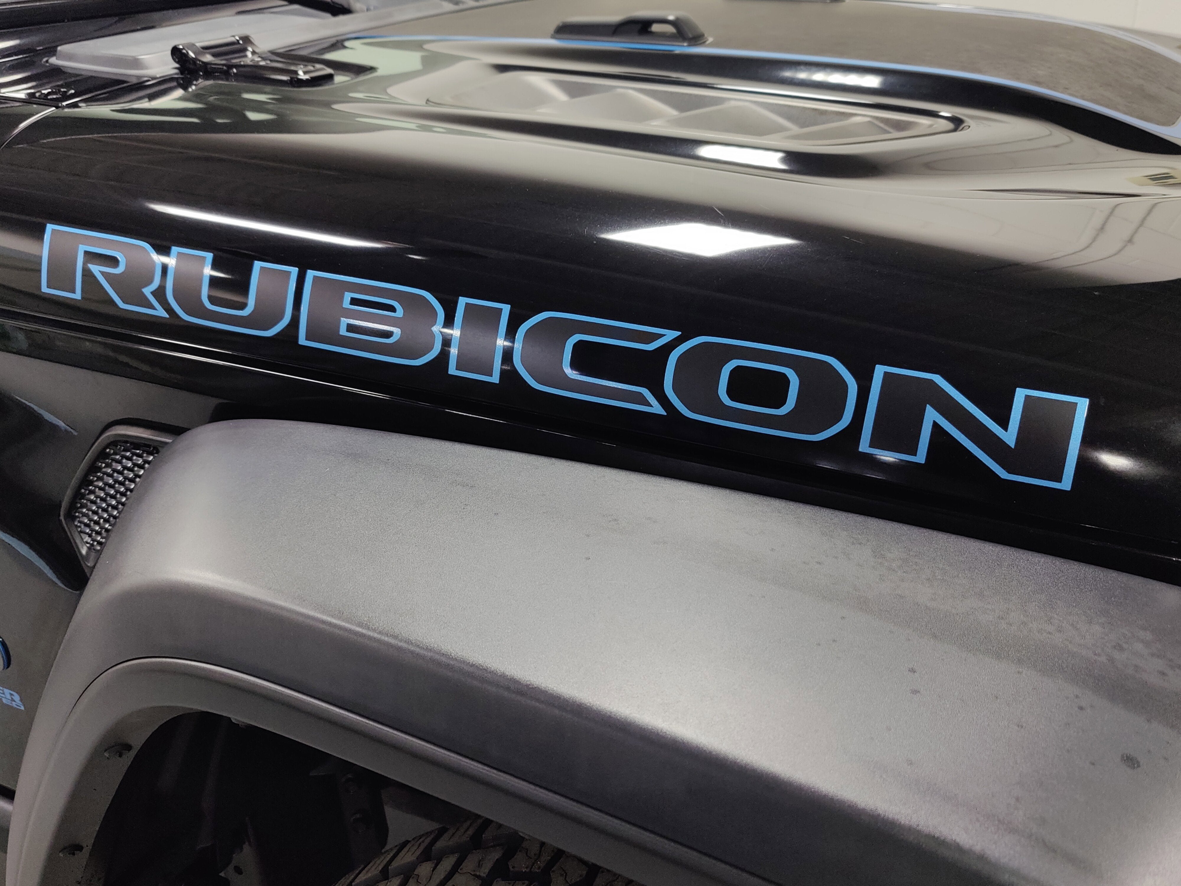 2022 Jeep Wrangler 4xe Rubicon w/Sky 1-Touch Power Top