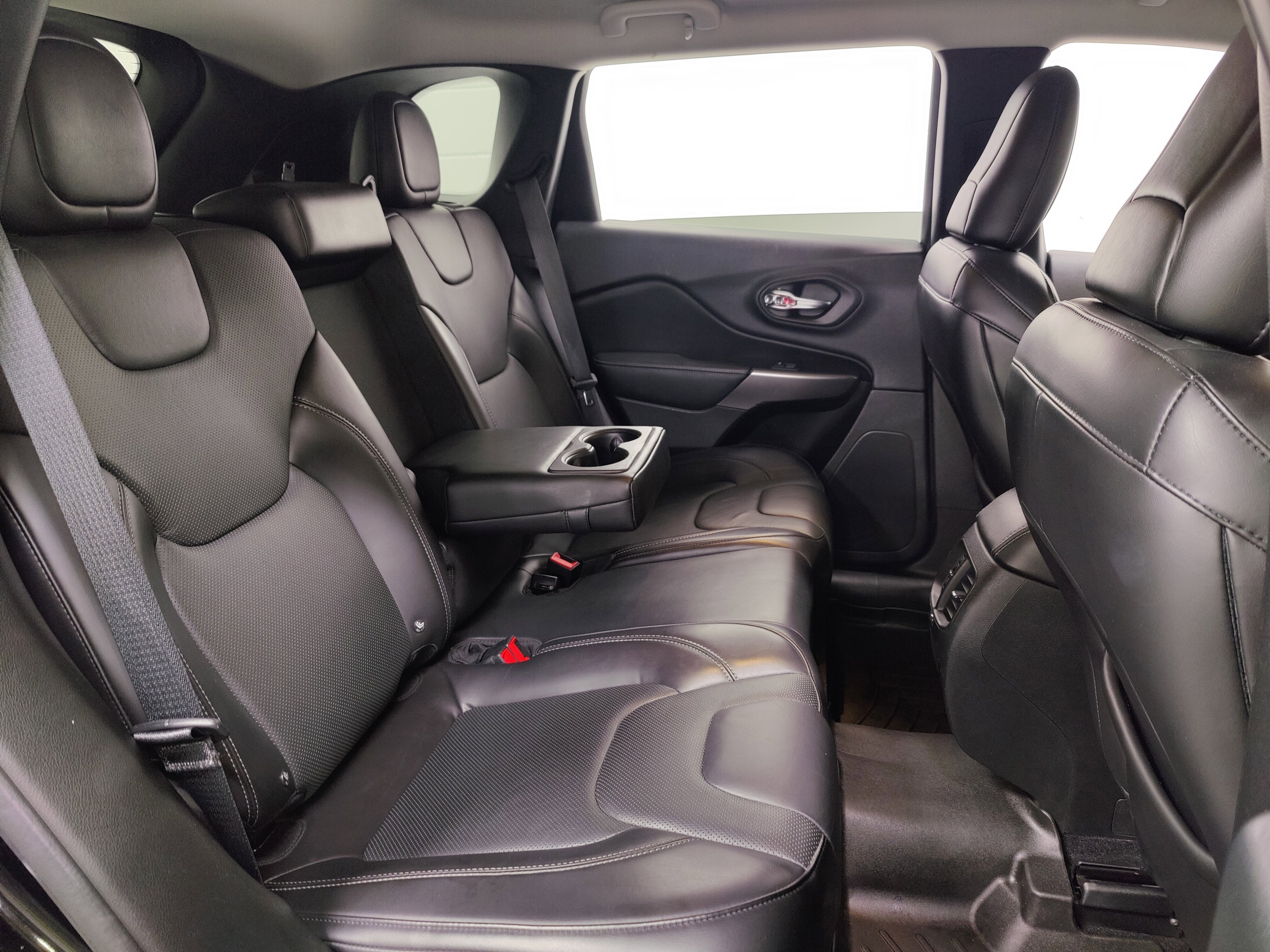 2019 Jeep Cherokee Limited V6 4X4