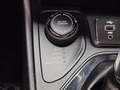 2019 Jeep Cherokee Limited V6 4X4