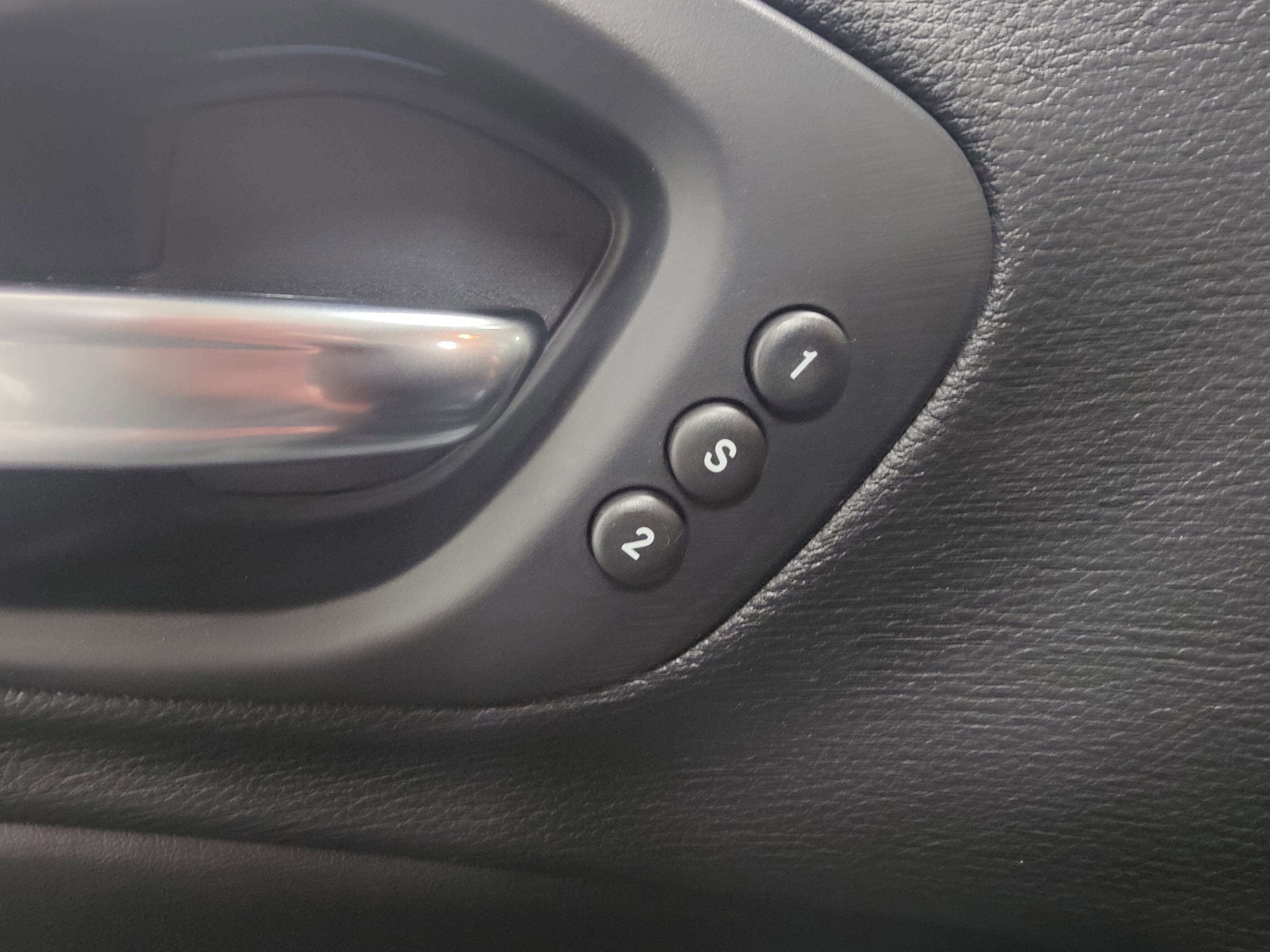 2019 Jeep Cherokee Limited V6 4X4