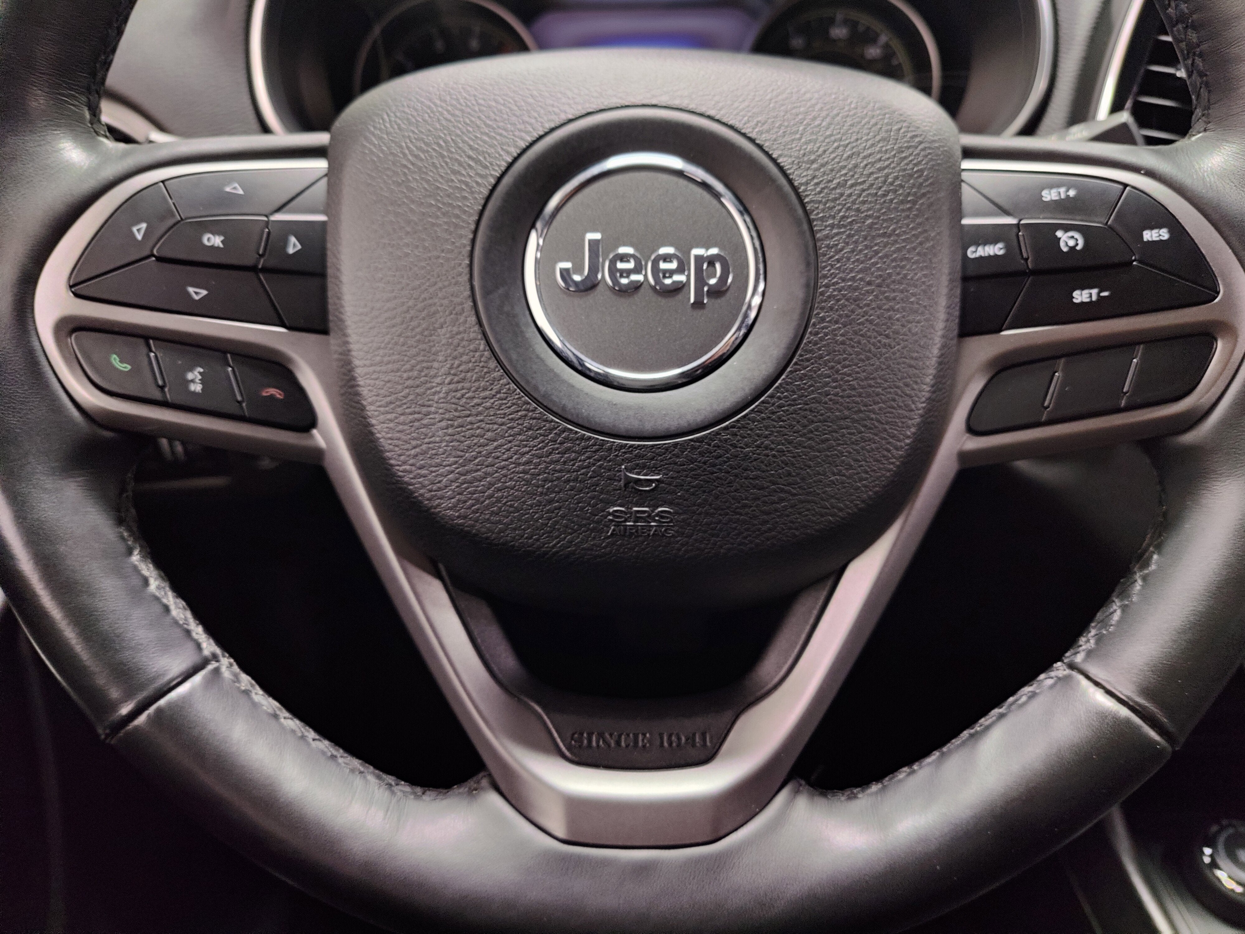 2019 Jeep Cherokee Limited V6 4X4