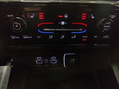 2024 Jeep Grand Cherokee Laredo Luxury Tech V6 4X4