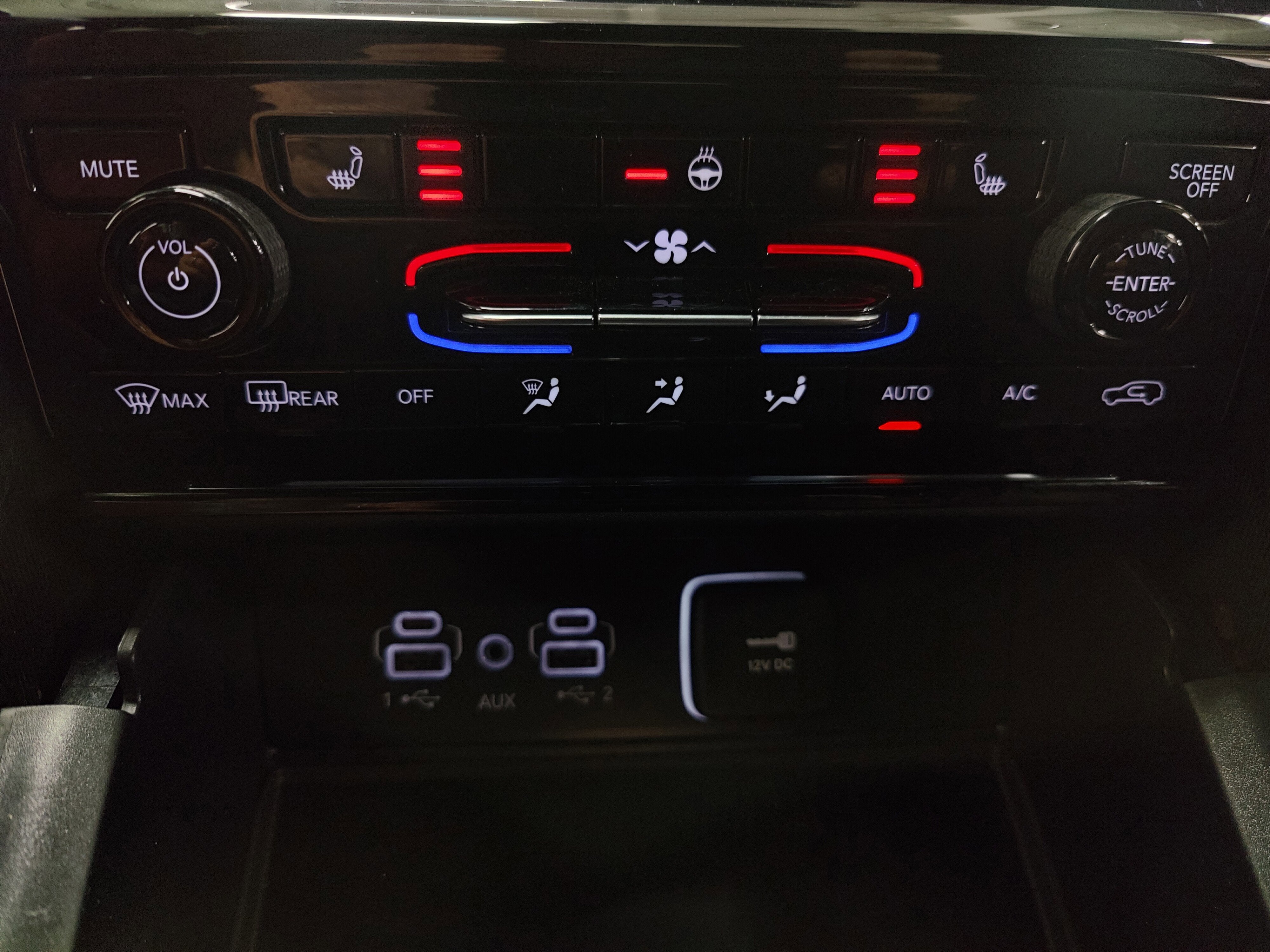 2024 Jeep Grand Cherokee Laredo Luxury Tech V6 4X4