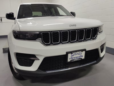 2024 Jeep Grand Cherokee Laredo Luxury Tech V6 4X4