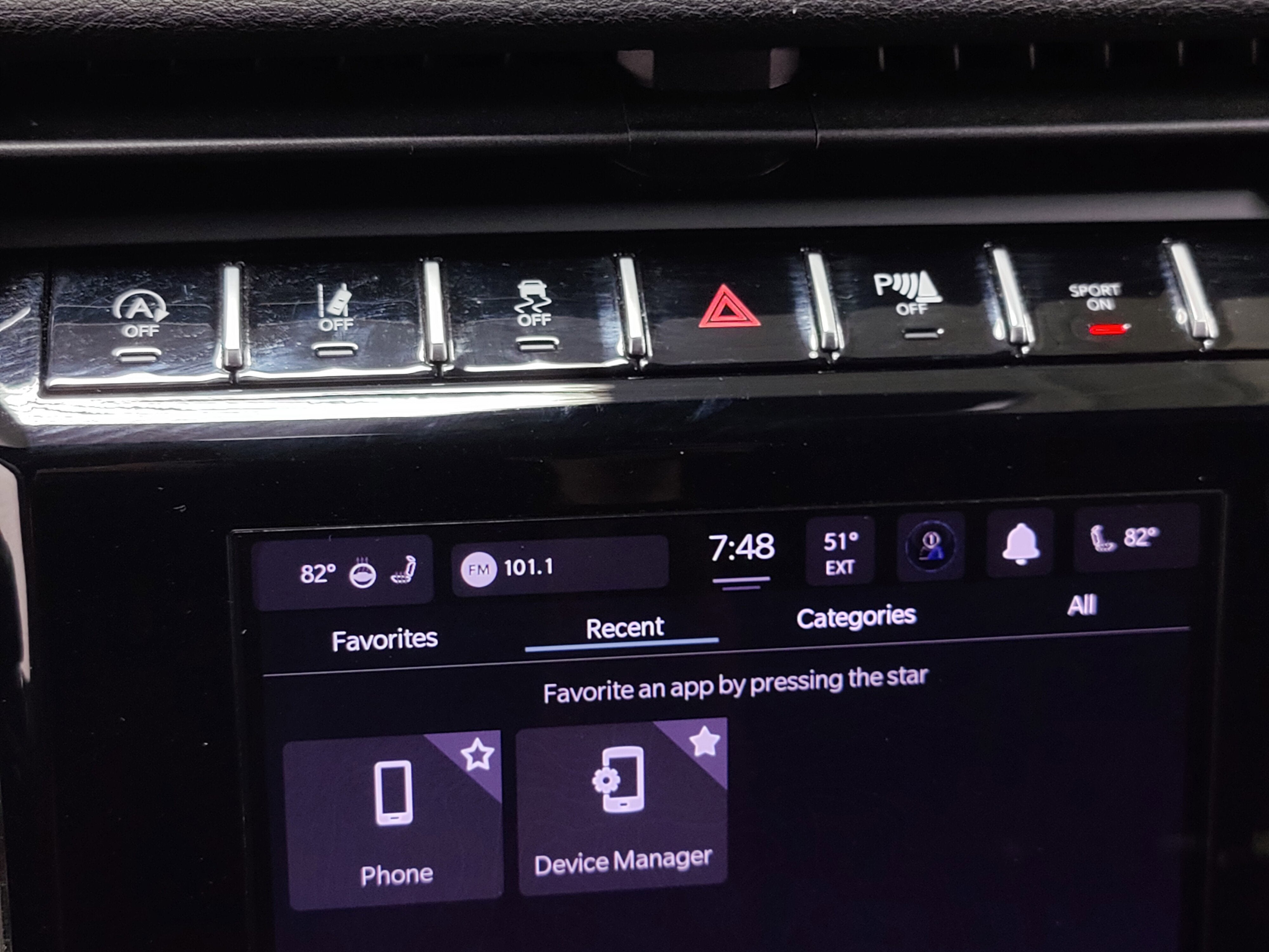 2024 Jeep Grand Cherokee Laredo Luxury Tech V6 4X4