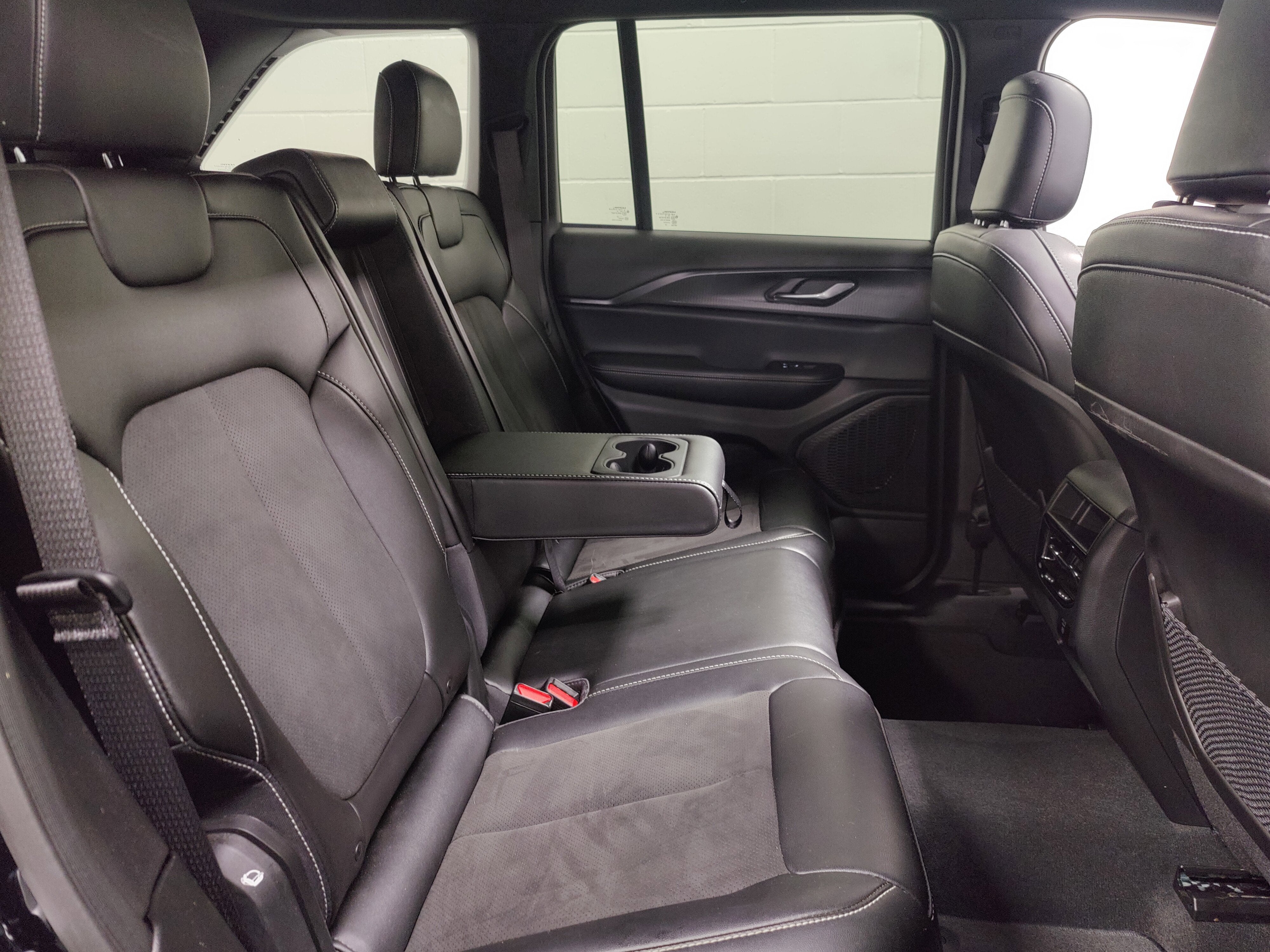 2024 Jeep Grand Cherokee Altitude X 4X4 w/Sunroof