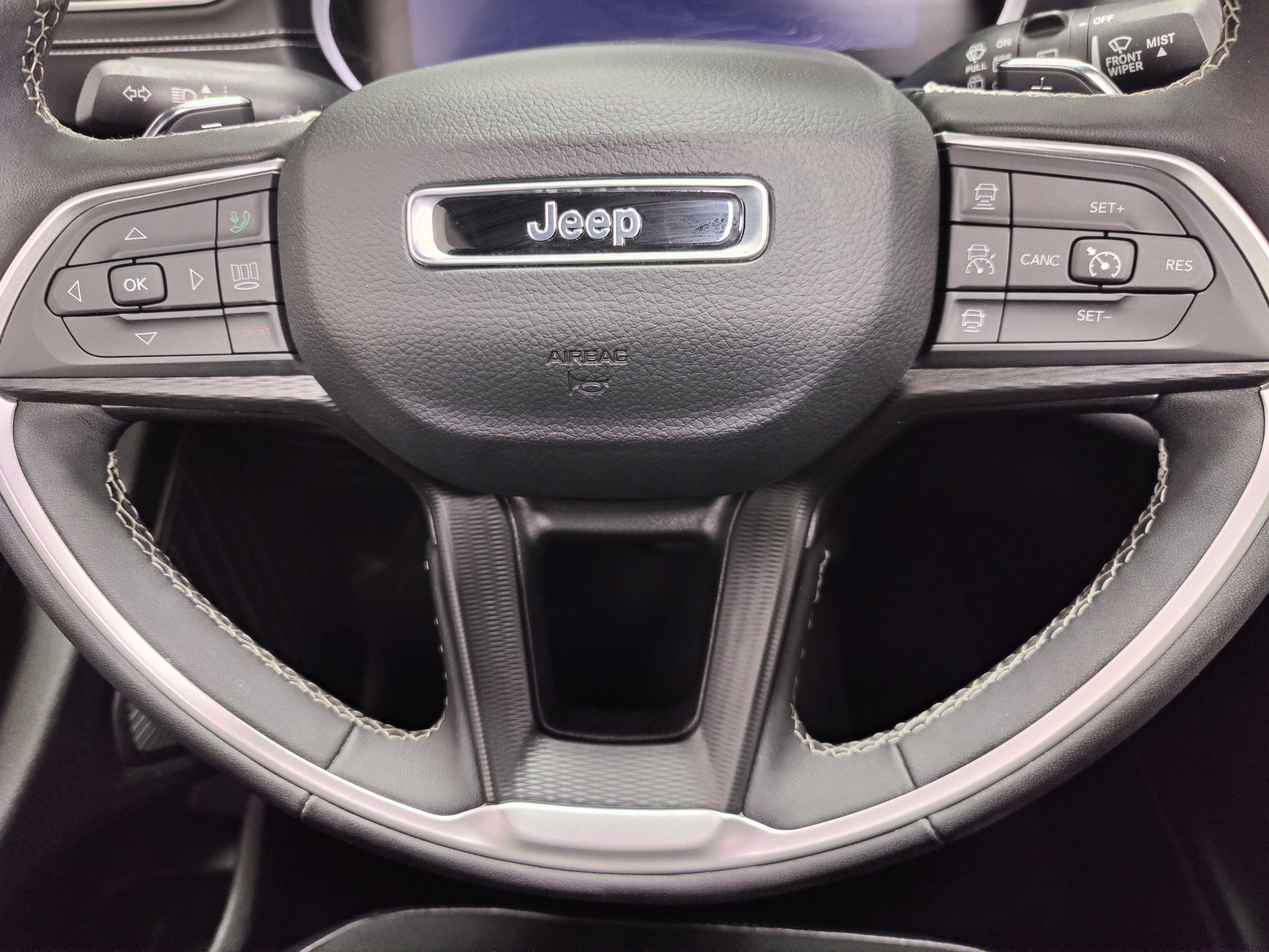 2024 Jeep Grand Cherokee Altitude X 4X4 w/Sunroof