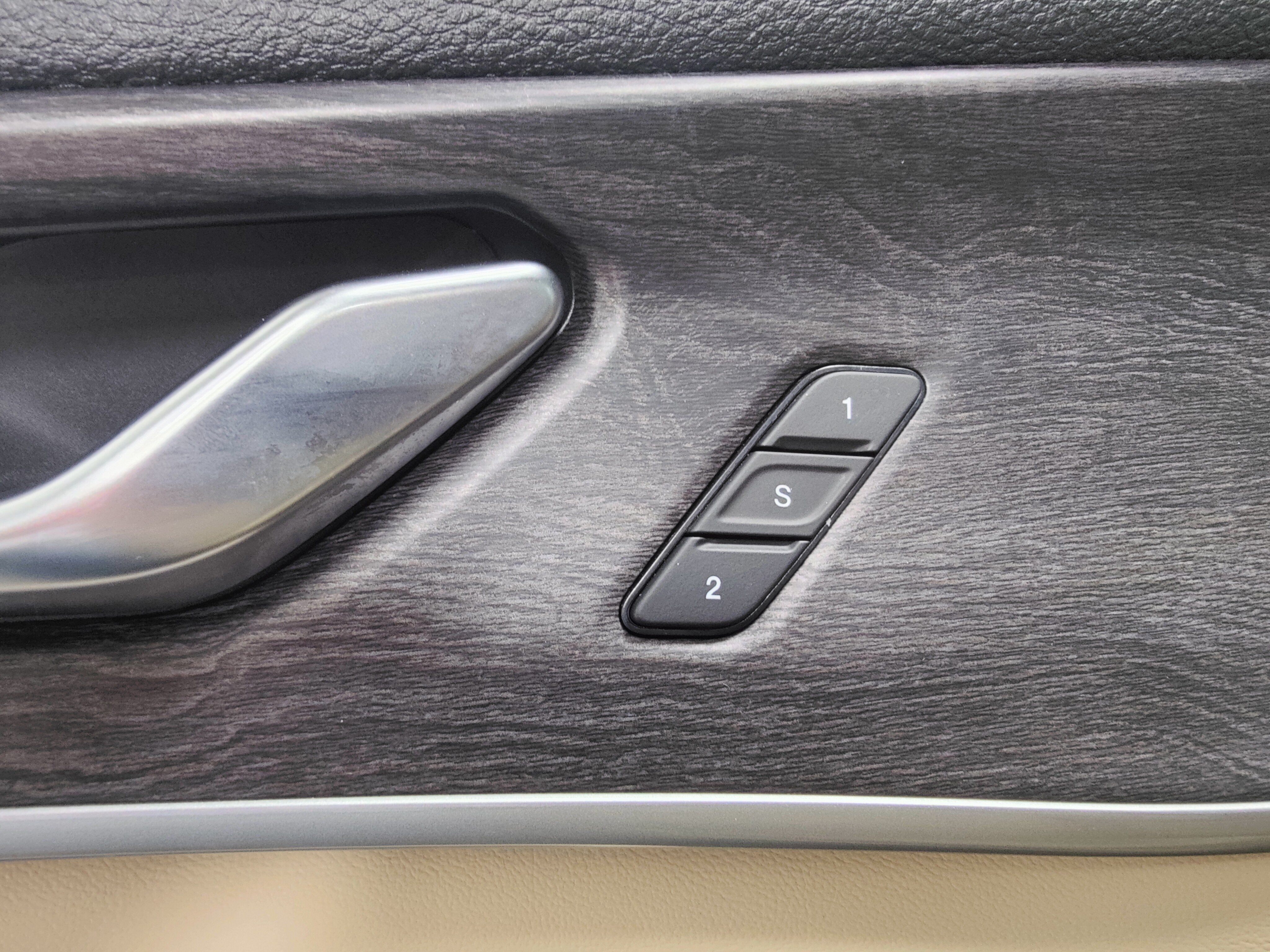 2025 Jeep Grand Cherokee Limited 4X4 w/Luxury Tech II