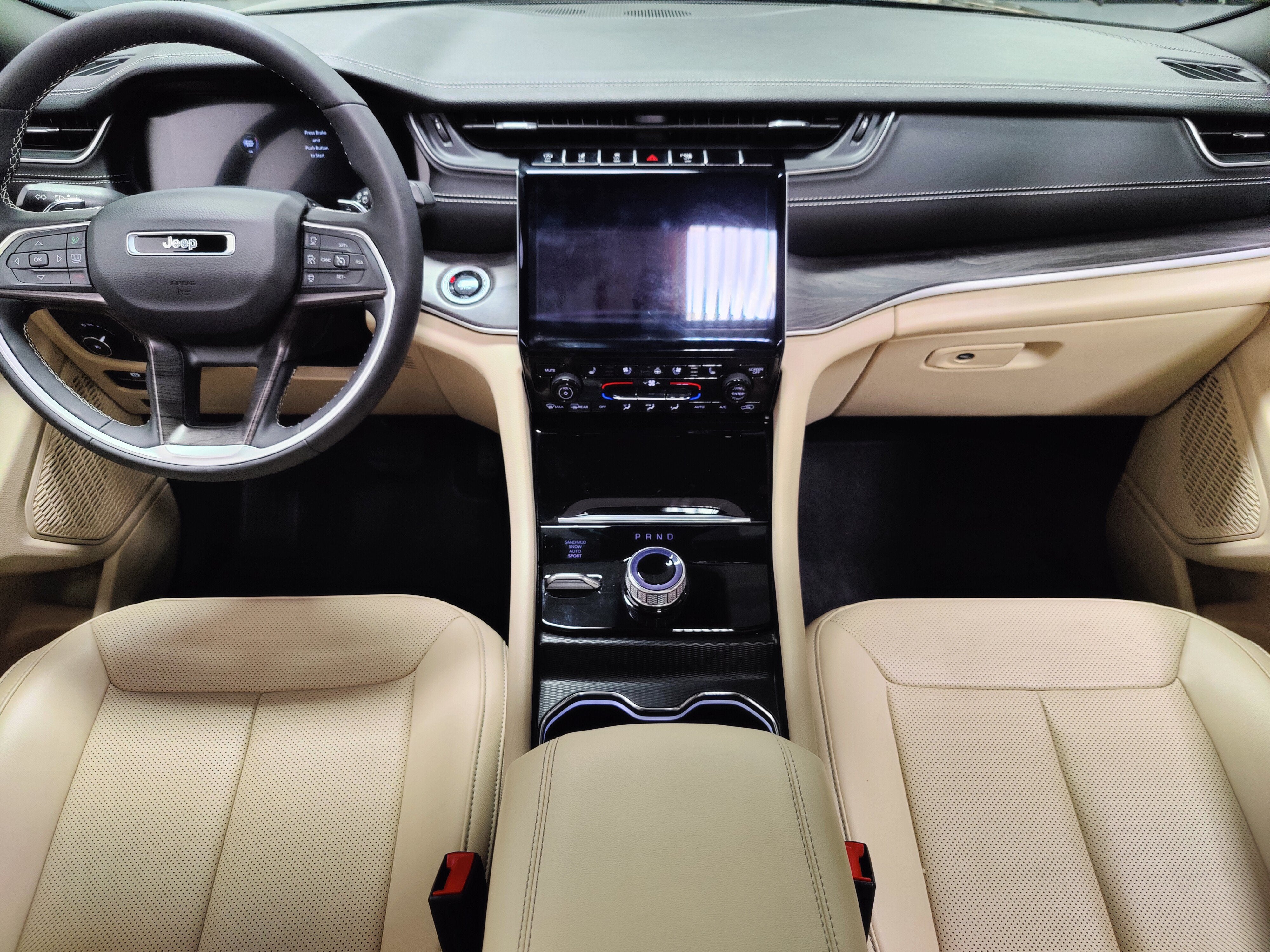 2025 Jeep Grand Cherokee Limited 4X4 w/Luxury Tech II