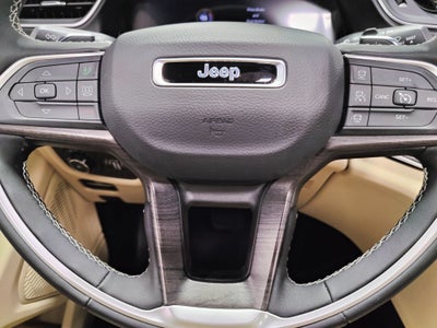 2025 Jeep Grand Cherokee Limited 4X4 w/Luxury Tech II