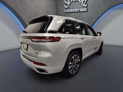 2025 Jeep Grand Cherokee Overland 4x4 w/Sunroof & Nav