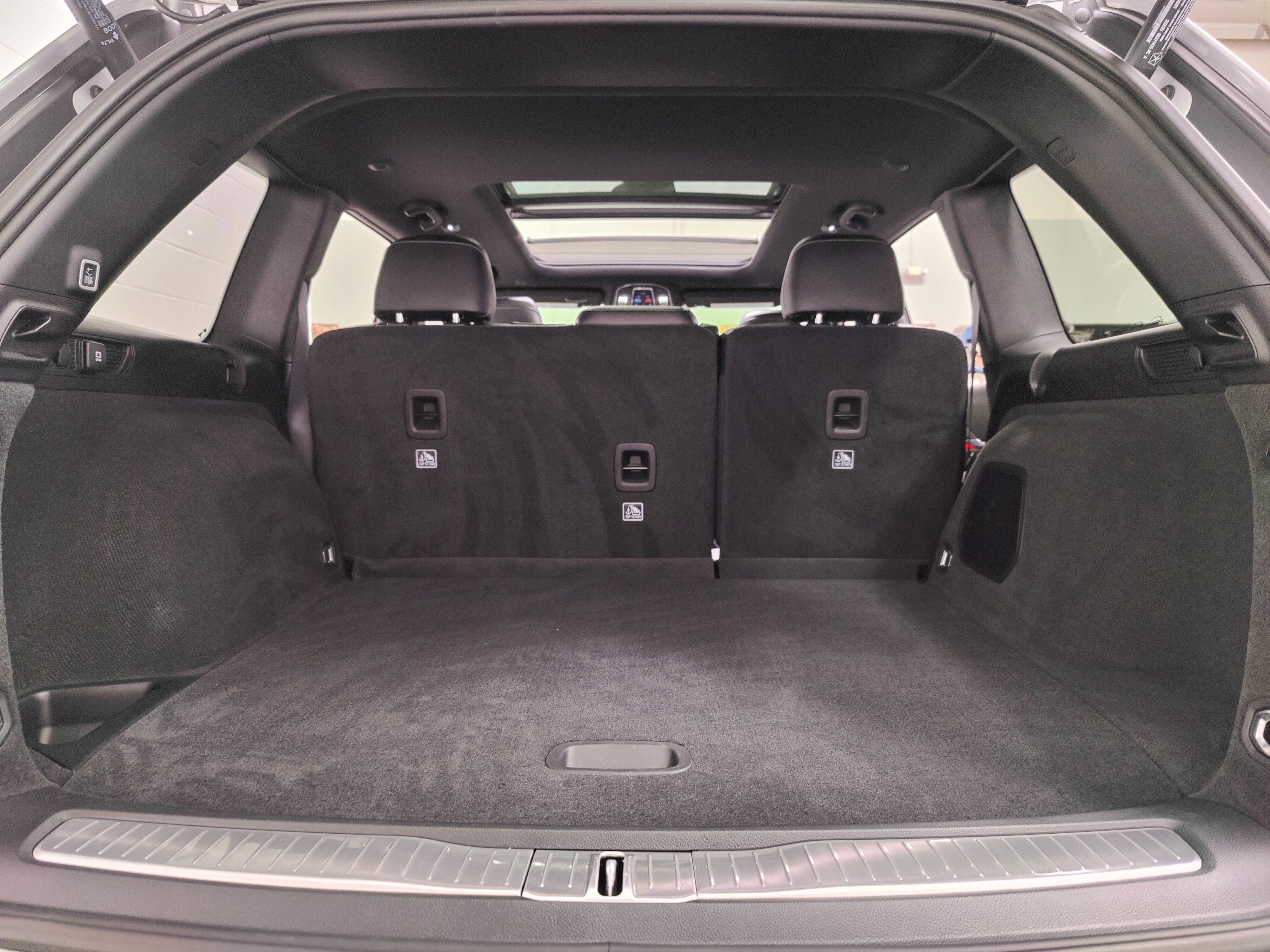 2025 Jeep Grand Cherokee Overland 4x4 w/Sunroof & Nav