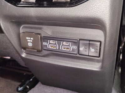 2025 Jeep Grand Cherokee Overland 4x4 w/Sunroof & Nav