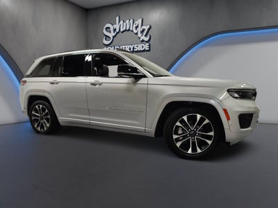 2025 Jeep Grand Cherokee Overland 4x4 w/Sunroof & Nav