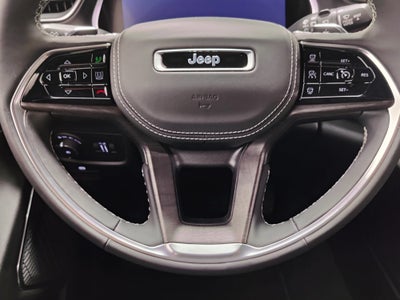 2025 Jeep Grand Cherokee Overland 4x4 w/Sunroof & Nav