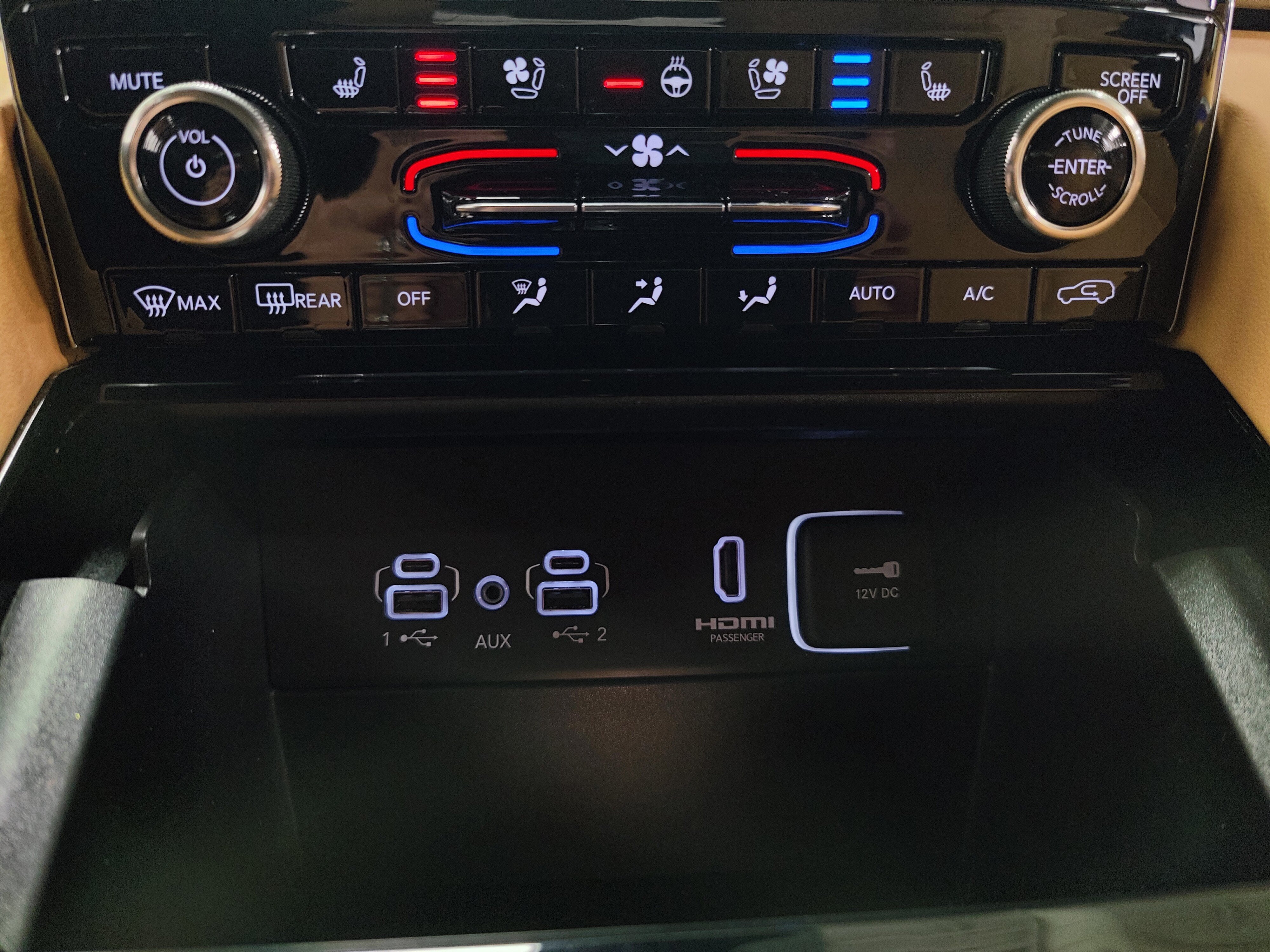 2024 Jeep Grand Cherokee Summit Reserve 4x4 w/ Pro Tech IV