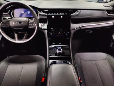 2025 Jeep Grand Cherokee L Laredo V6 4x4 w/Luxury Tech