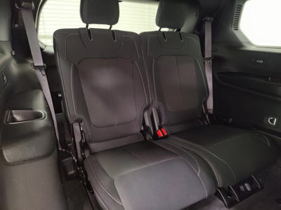 2025 Jeep Grand Cherokee L V6 Laredo 4X4 w/Luxury Tech & Tow Pkg