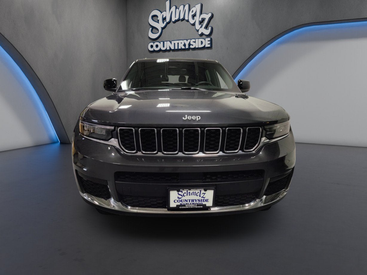 2025 Jeep Grand Cherokee L V6 Laredo 4X4 w/Luxury Tech & Tow Pkg