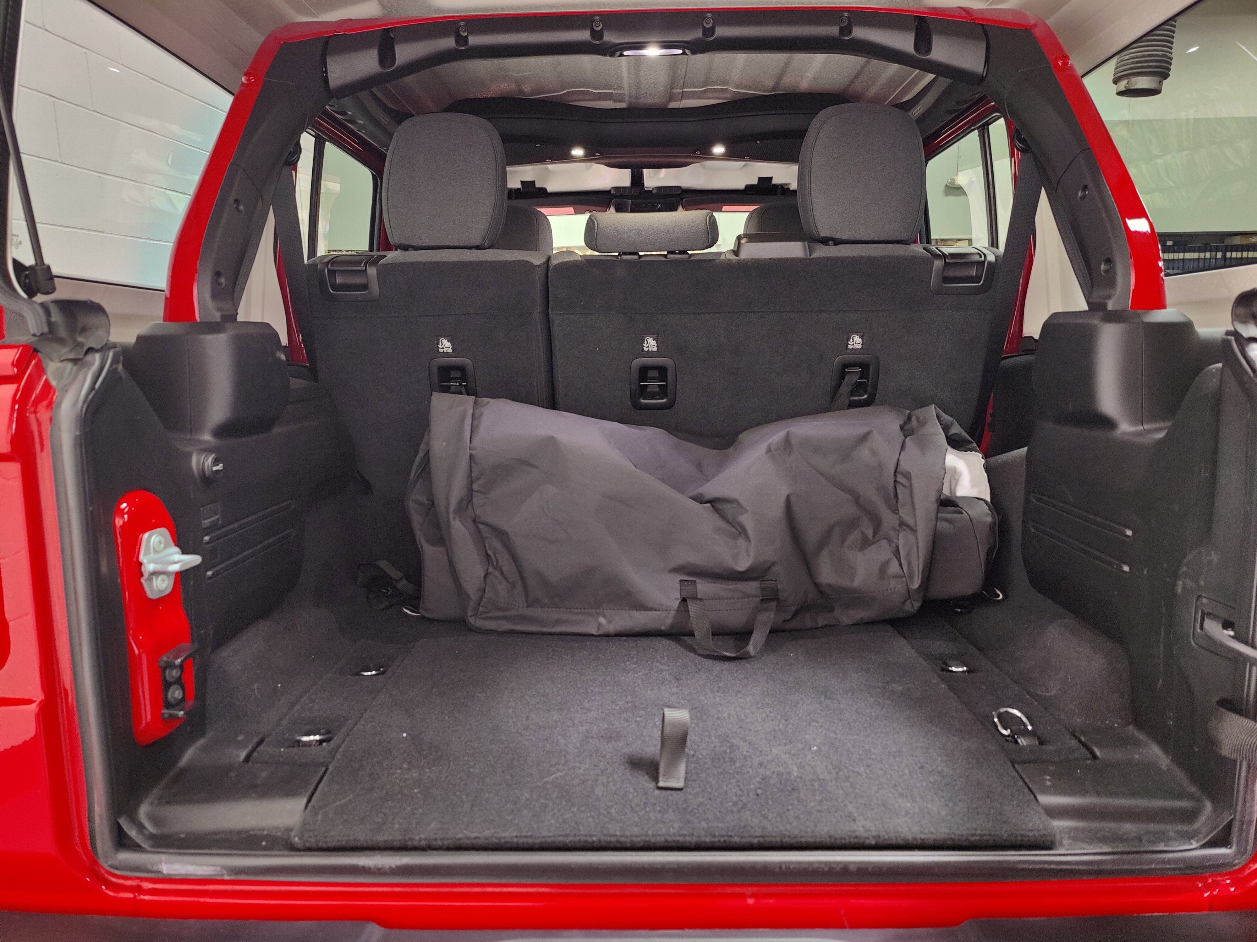 2025 Jeep Wrangler 4xe Sahara 4WD