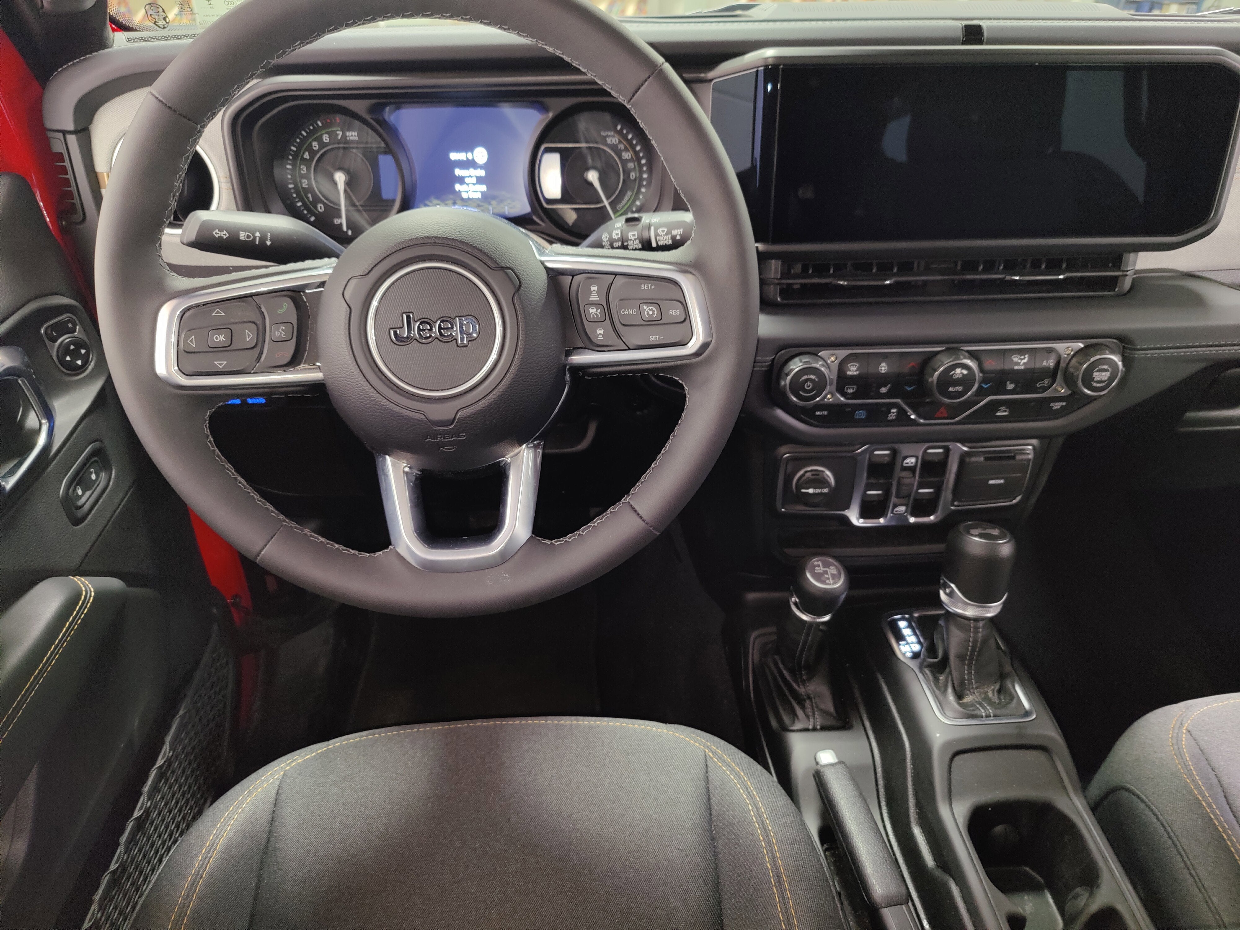 2025 Jeep Wrangler 4xe Sahara 4WD