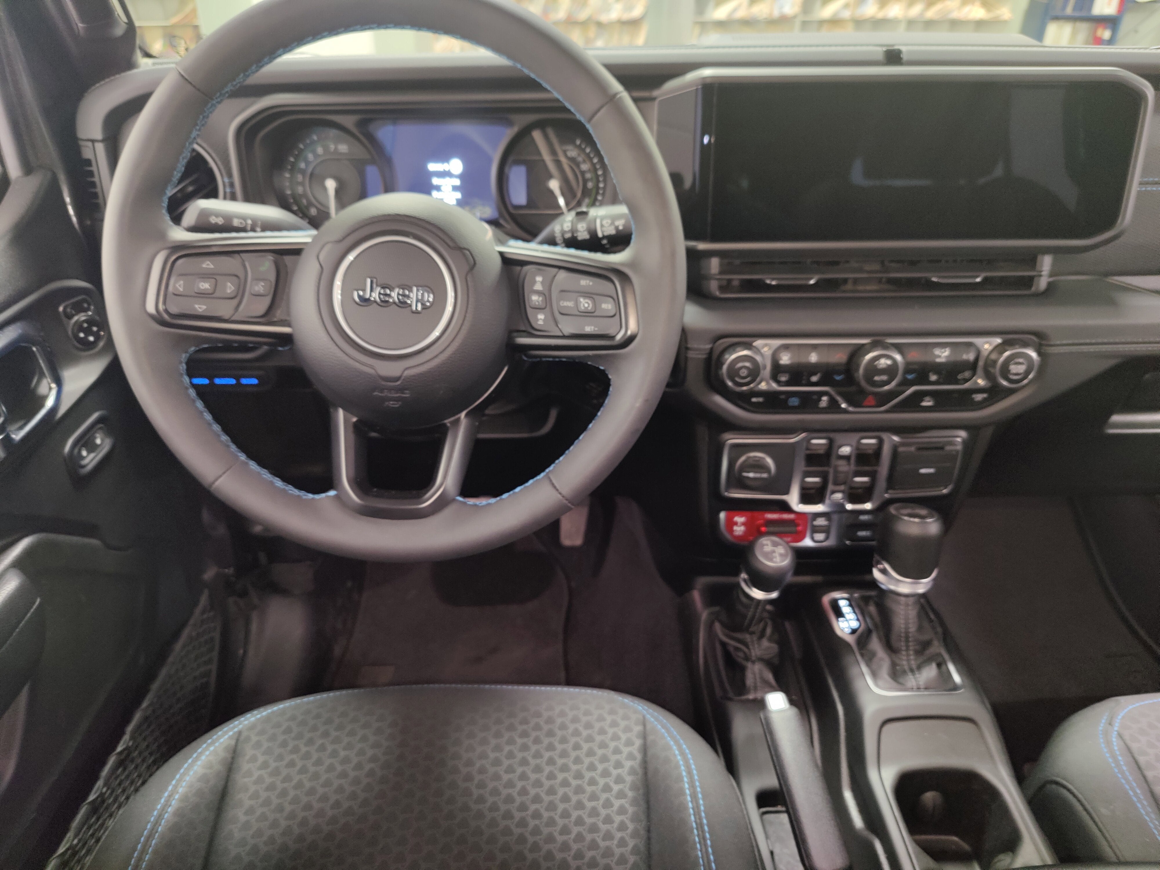 2025 Jeep Wrangler 4xe Rubicon 4WD w/Convenience