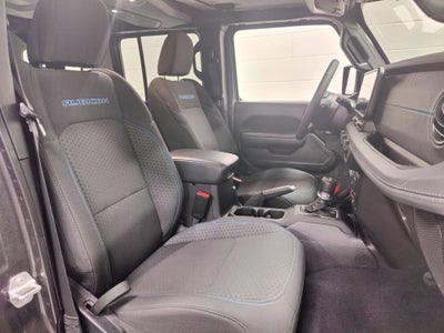 2025 Jeep Wrangler 4xe Rubicon 4WD w/Convenience