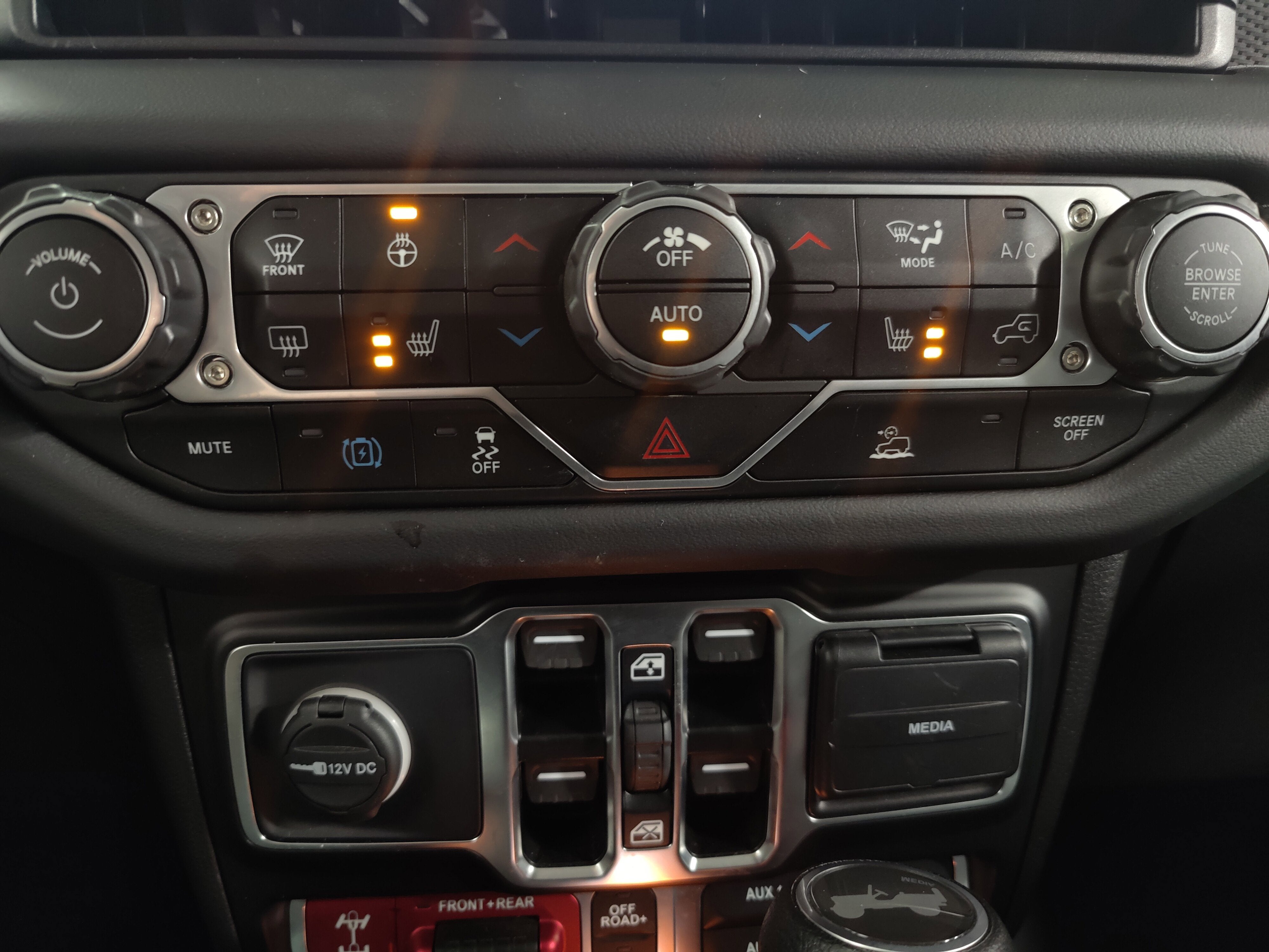 2025 Jeep Wrangler 4xe Rubicon 4WD w/Convenience