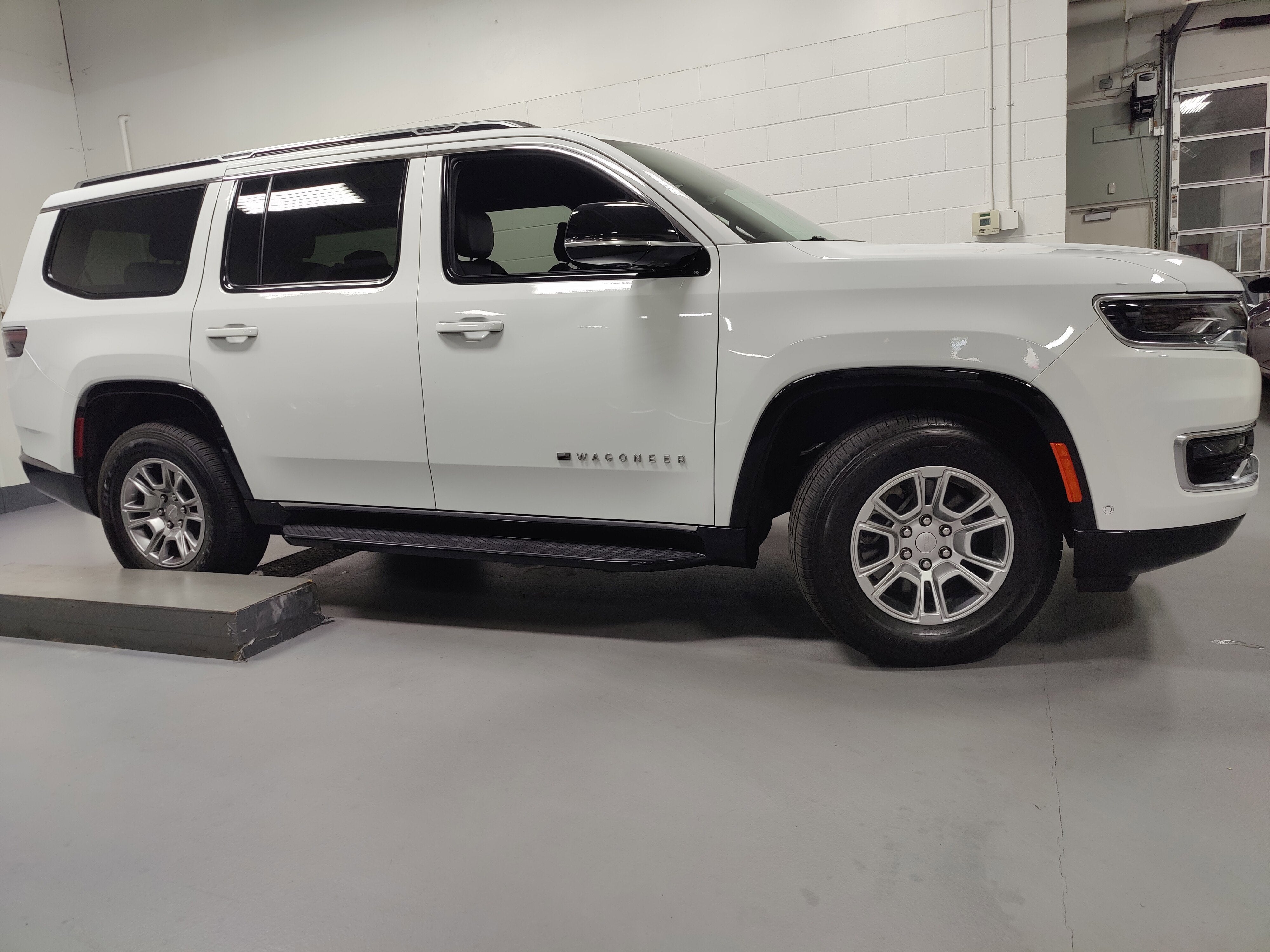 2024 Jeep Wagoneer 3.0T 4X4