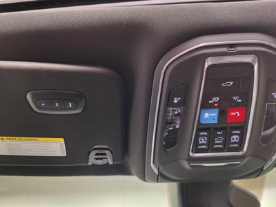 2023 Jeep Wagoneer 5.7L V6 4X4 w/Sunroof & Nav