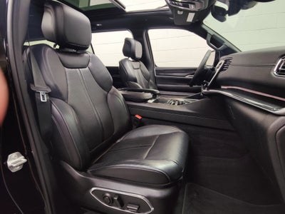 2023 Jeep Wagoneer 5.7L V6 4X4 w/Sunroof & Nav