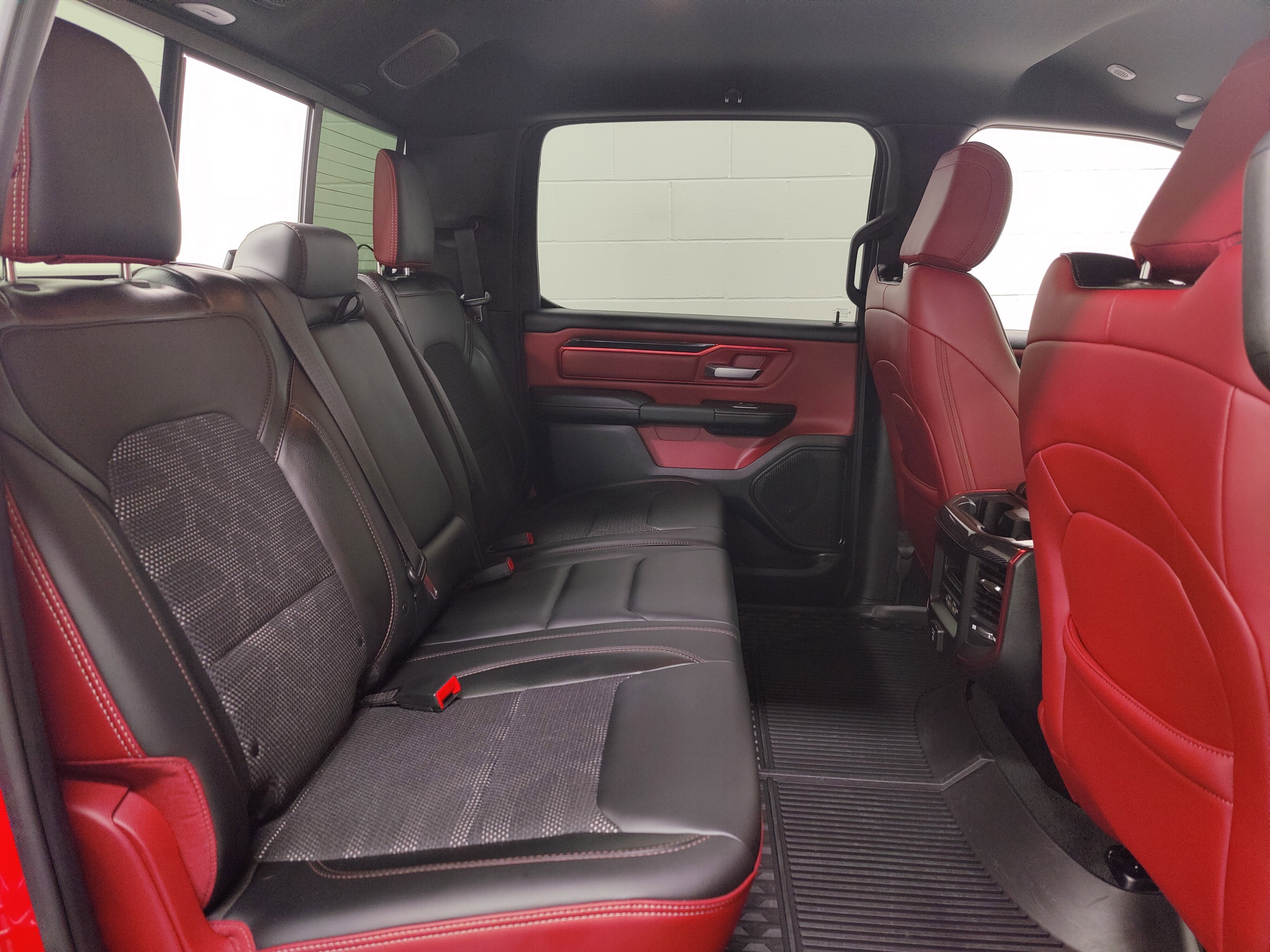 2019 RAM 1500 Rebel Crew Cab V8 4x4 W/Nav