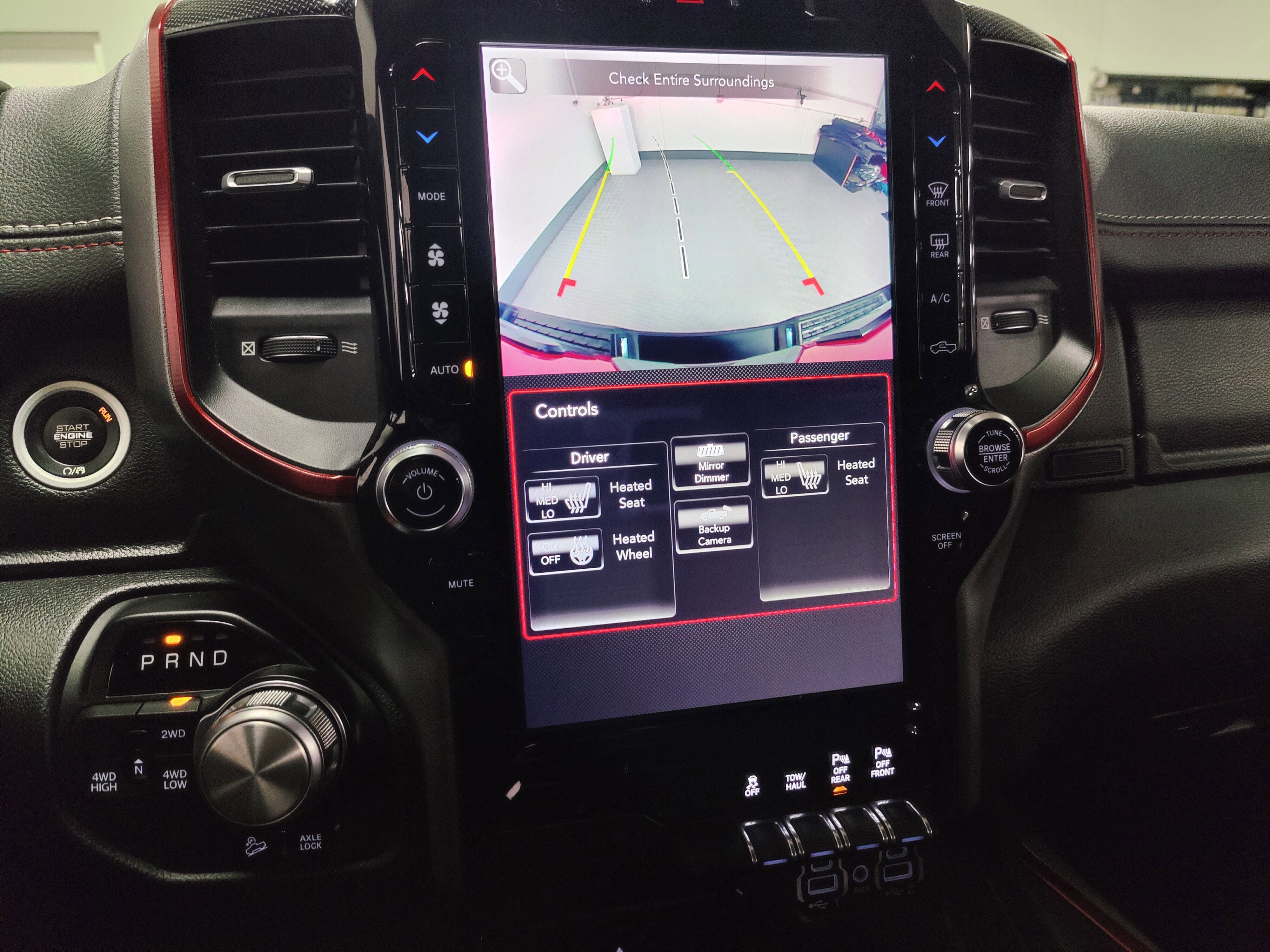 2019 RAM 1500 Rebel Crew Cab V8 4x4 W/Nav