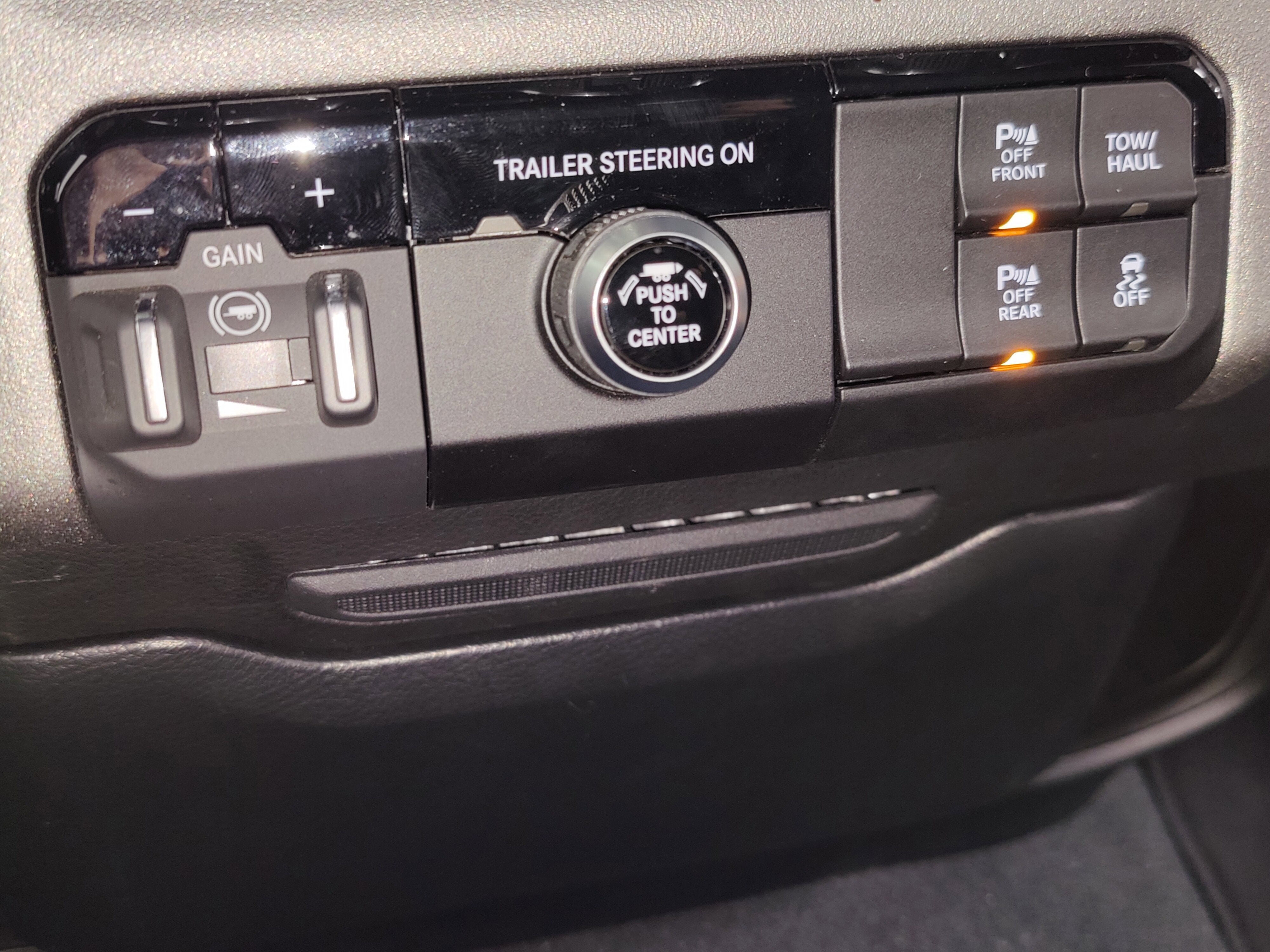 2025 RAM 1500 Tradesman Crew Cab Hurricane 3.0 4x4