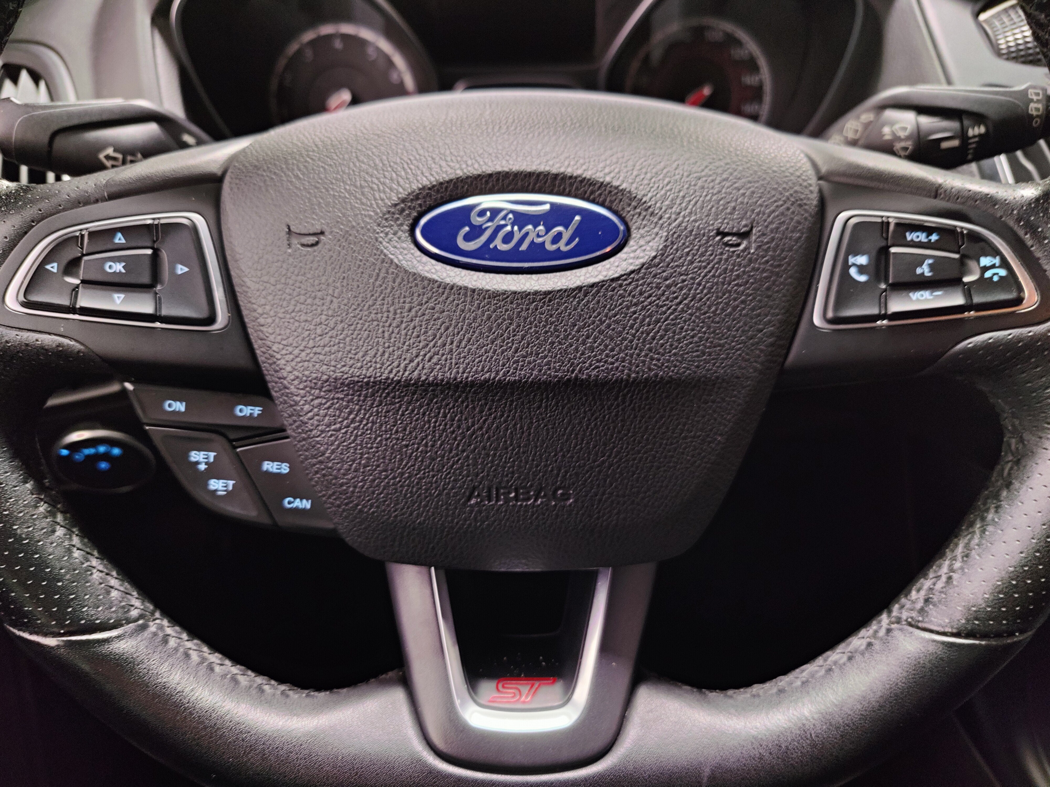 2018 Ford Focus ST