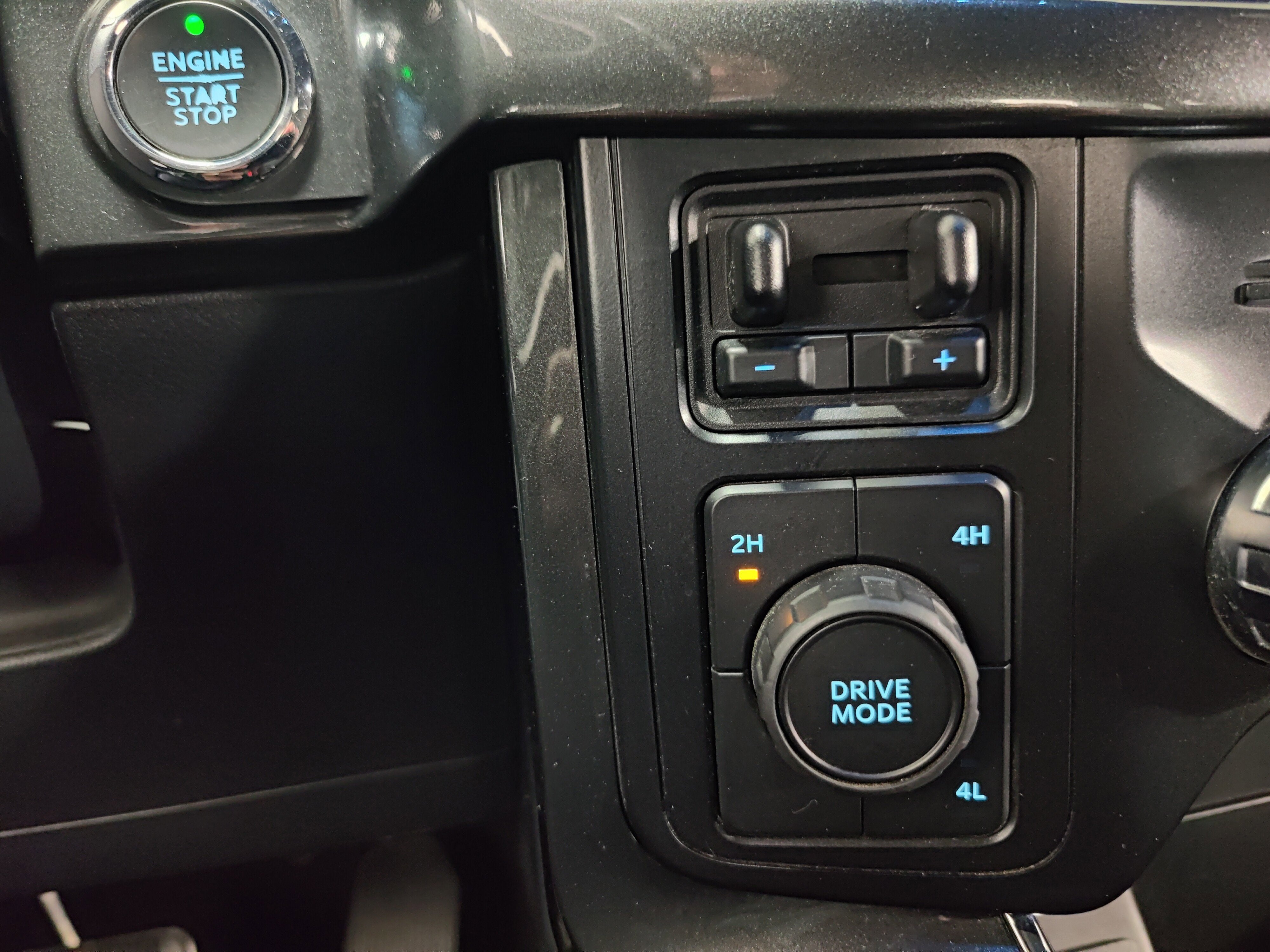 2022 Ford F-150 XLT SuperCrew 4x4
