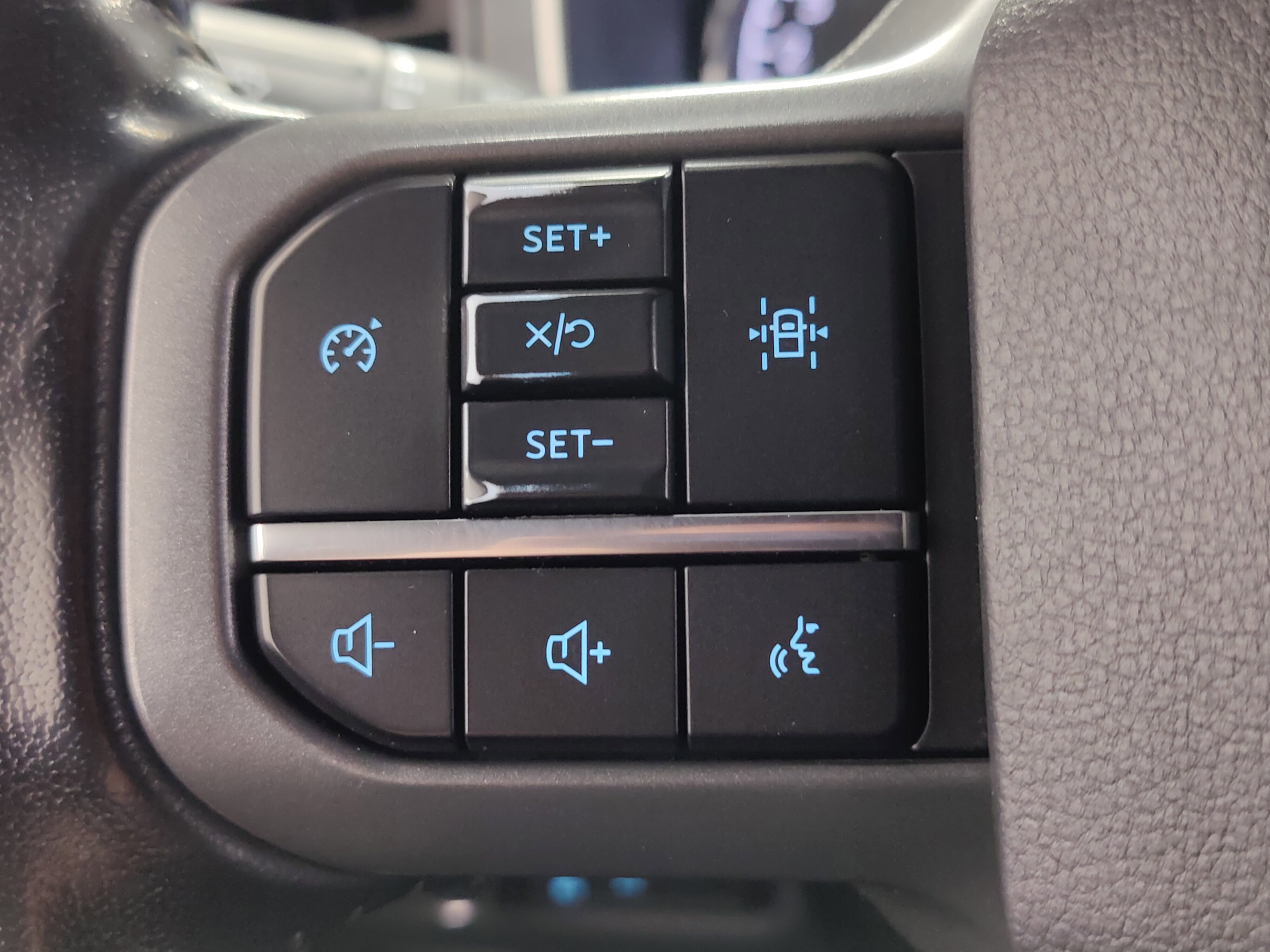 2022 Ford F-150 XLT SuperCrew 4x4