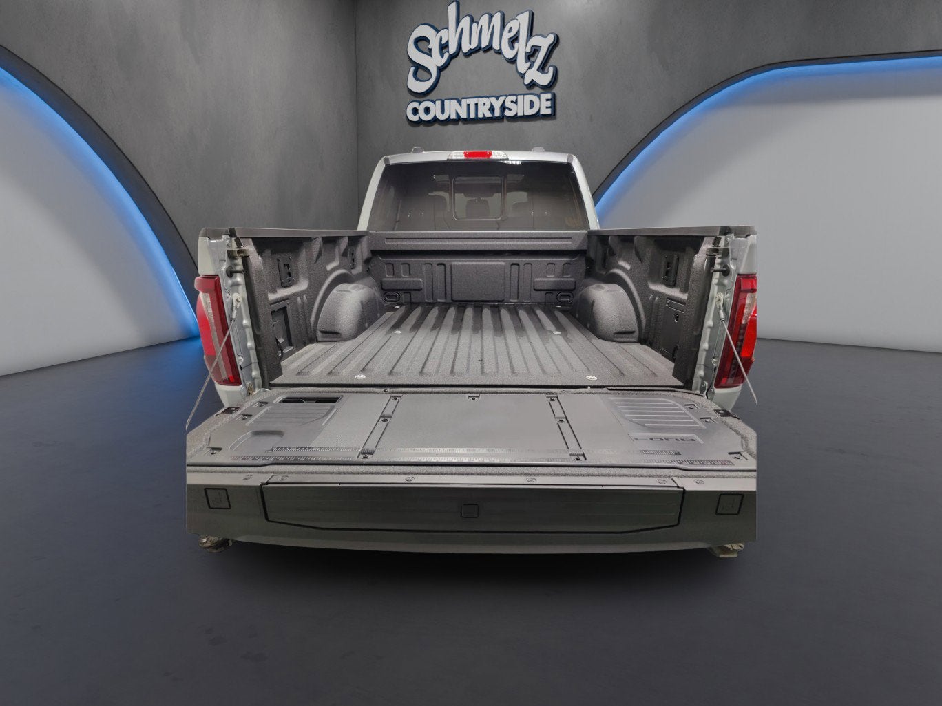 2025 Ford F-150 XLT Black SuperCrew 4x4 w/Sunroof/Nav