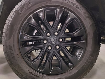 2025 Ford F-150 XLT Black SuperCrew 4x4 w/Sunroof/Nav