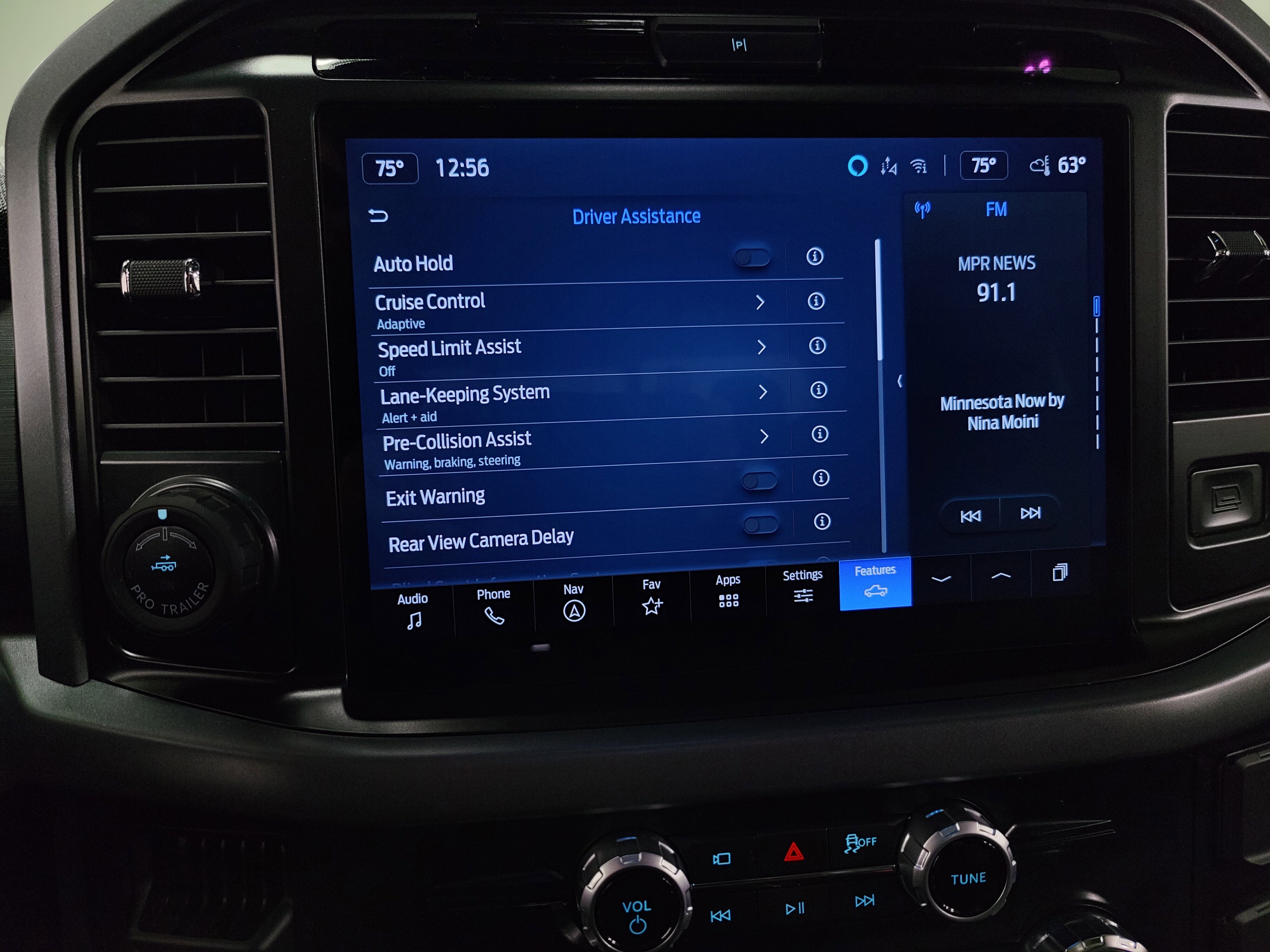 2025 Ford F-150 XLT Black SuperCrew 4x4 w/Sunroof/Nav