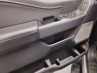 2025 Ford F-150 XLT Black SuperCrew 4x4 w/Sunroof/Nav